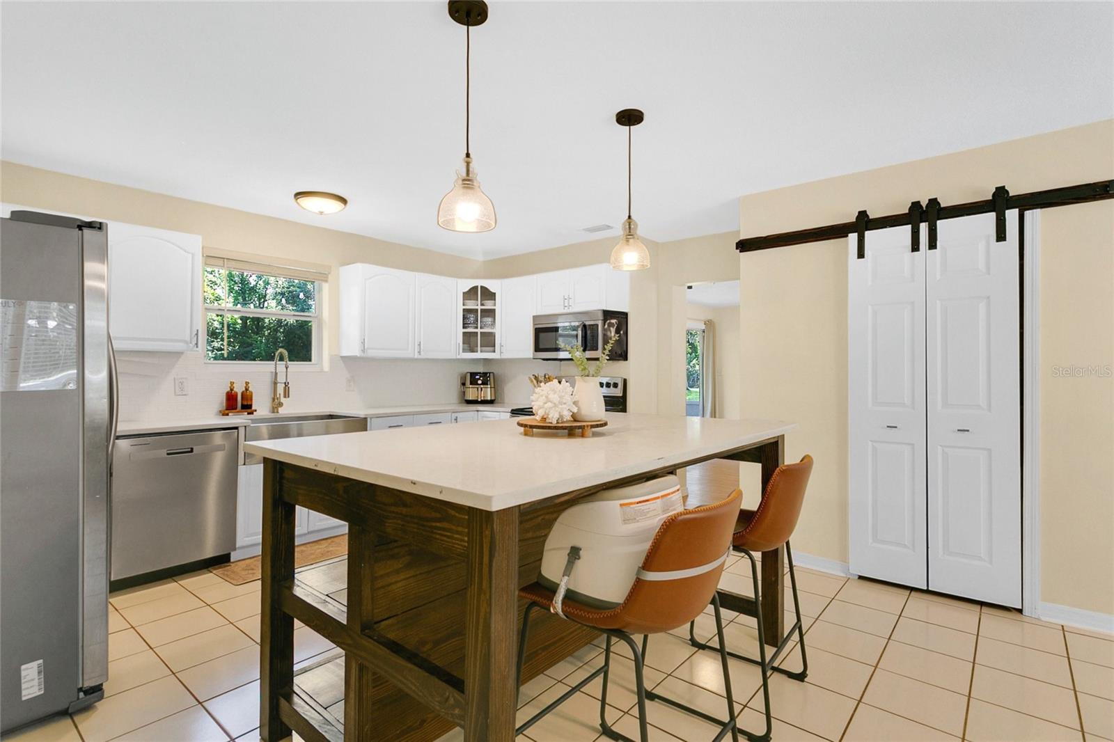 Image 13 of 31 For 4233 Oak Lane