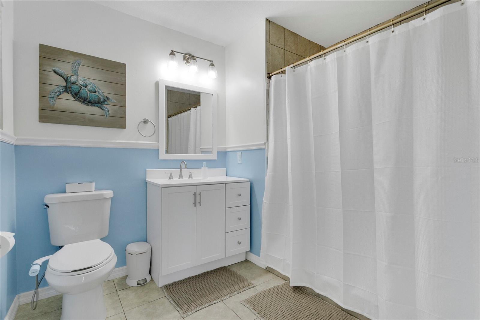 Image 18 of 31 For 4233 Oak Lane