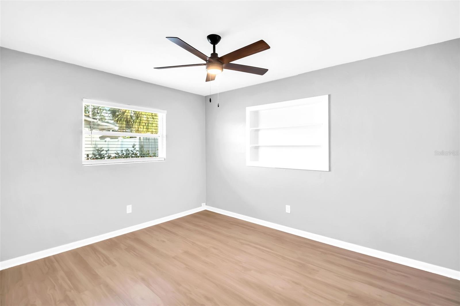 Image 29 of 53 For 13979 Barbados Drive