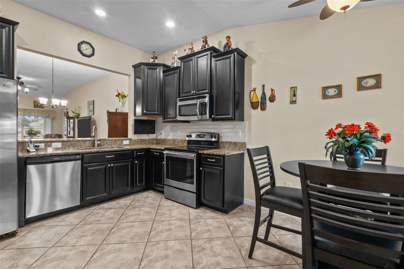 Image 4 of 30 For 13627 Crest Lake Drive