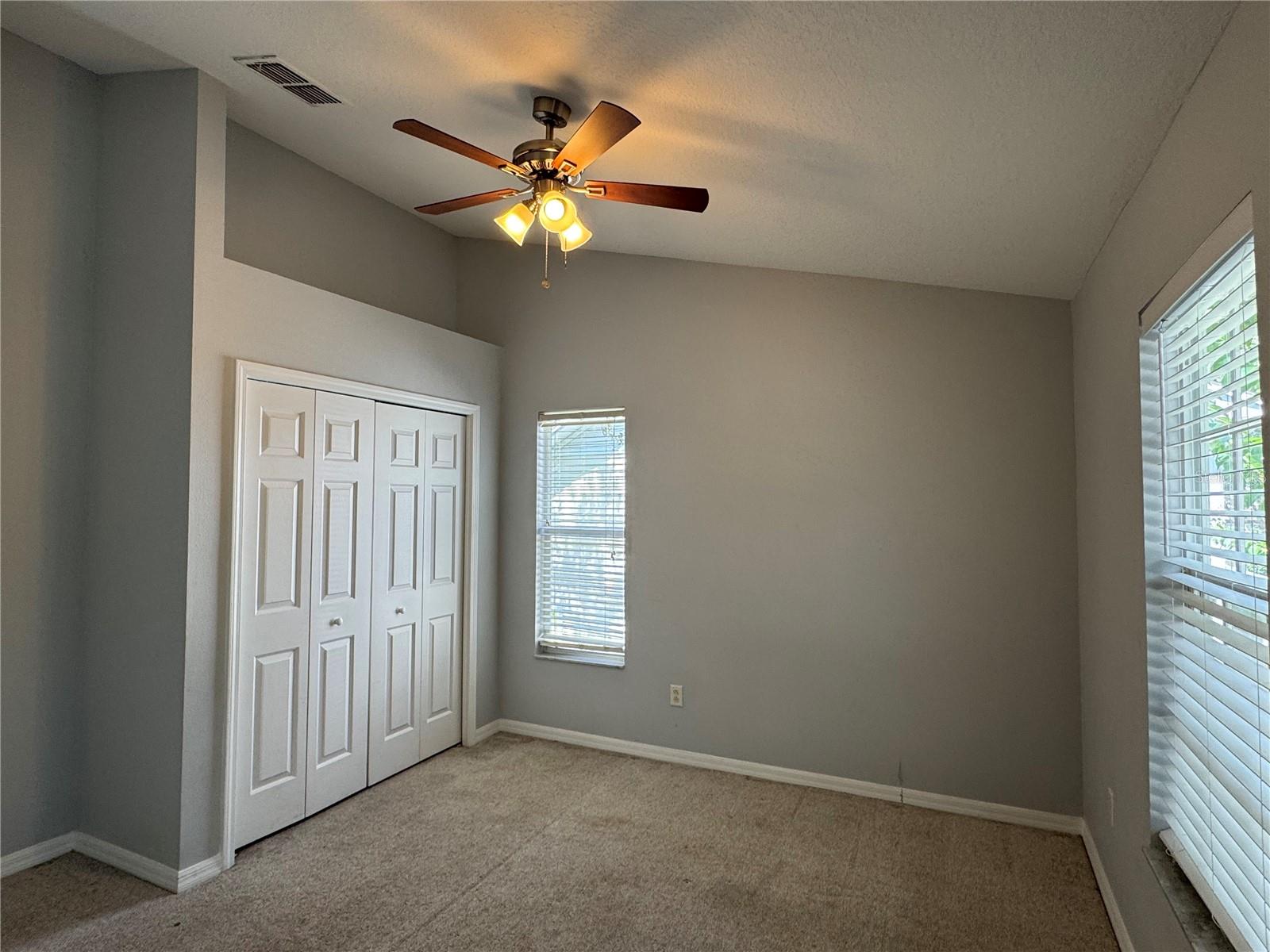 Image 17 of 21 For 2915 Amber Oak Drive
