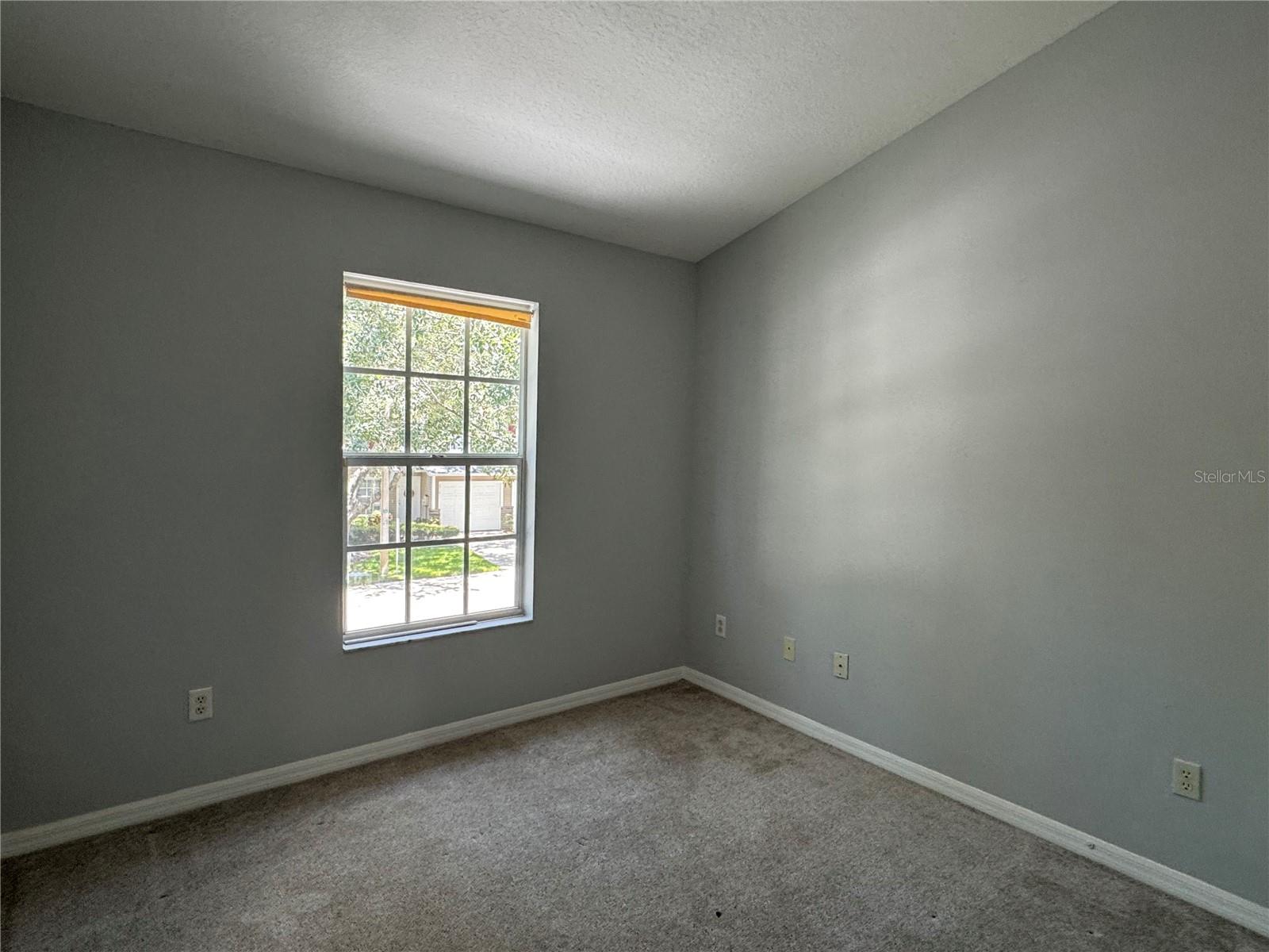 Image 18 of 21 For 2915 Amber Oak Drive