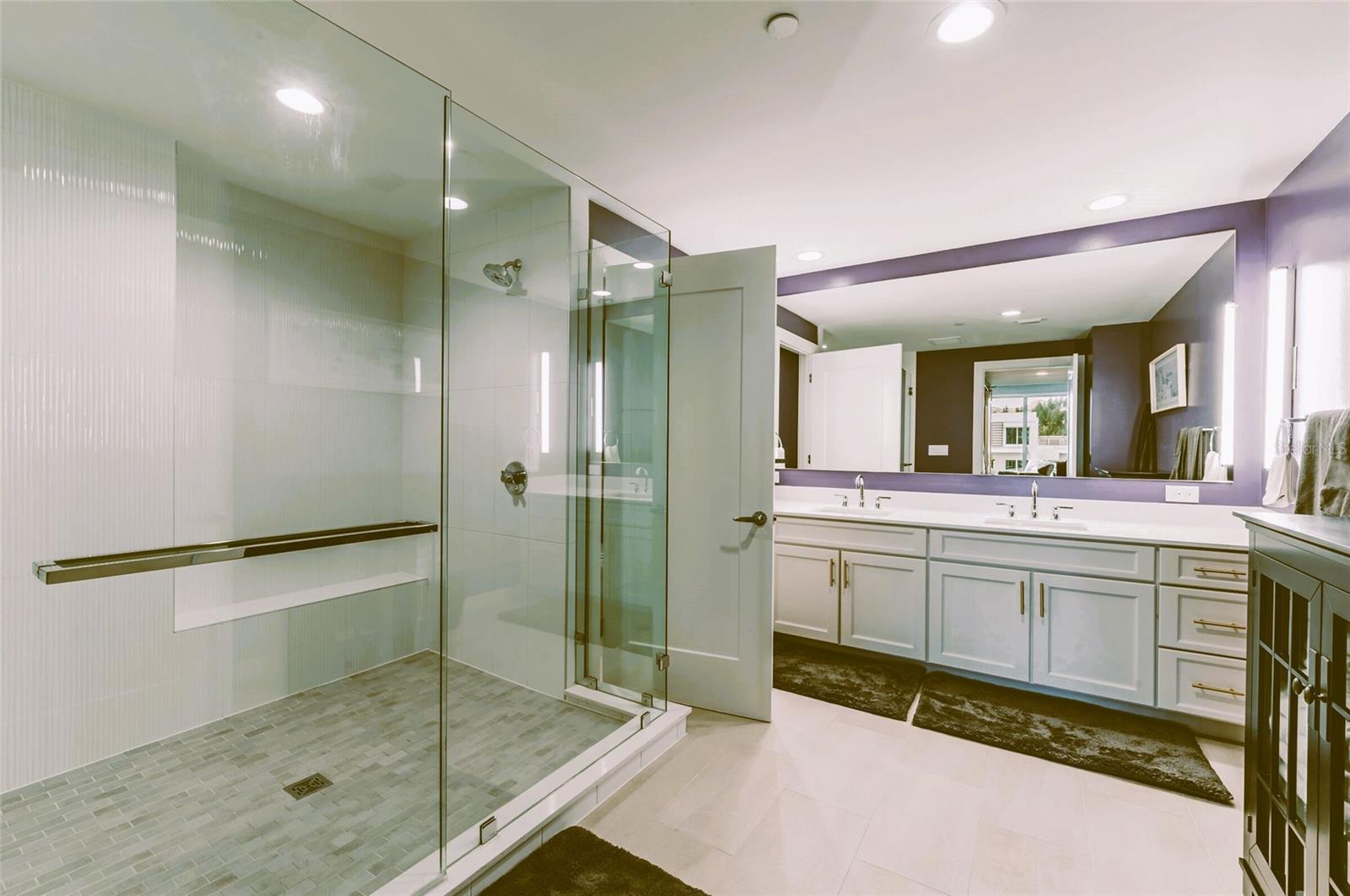 Image 20 of 55 For 920 Osceola Avenue 403