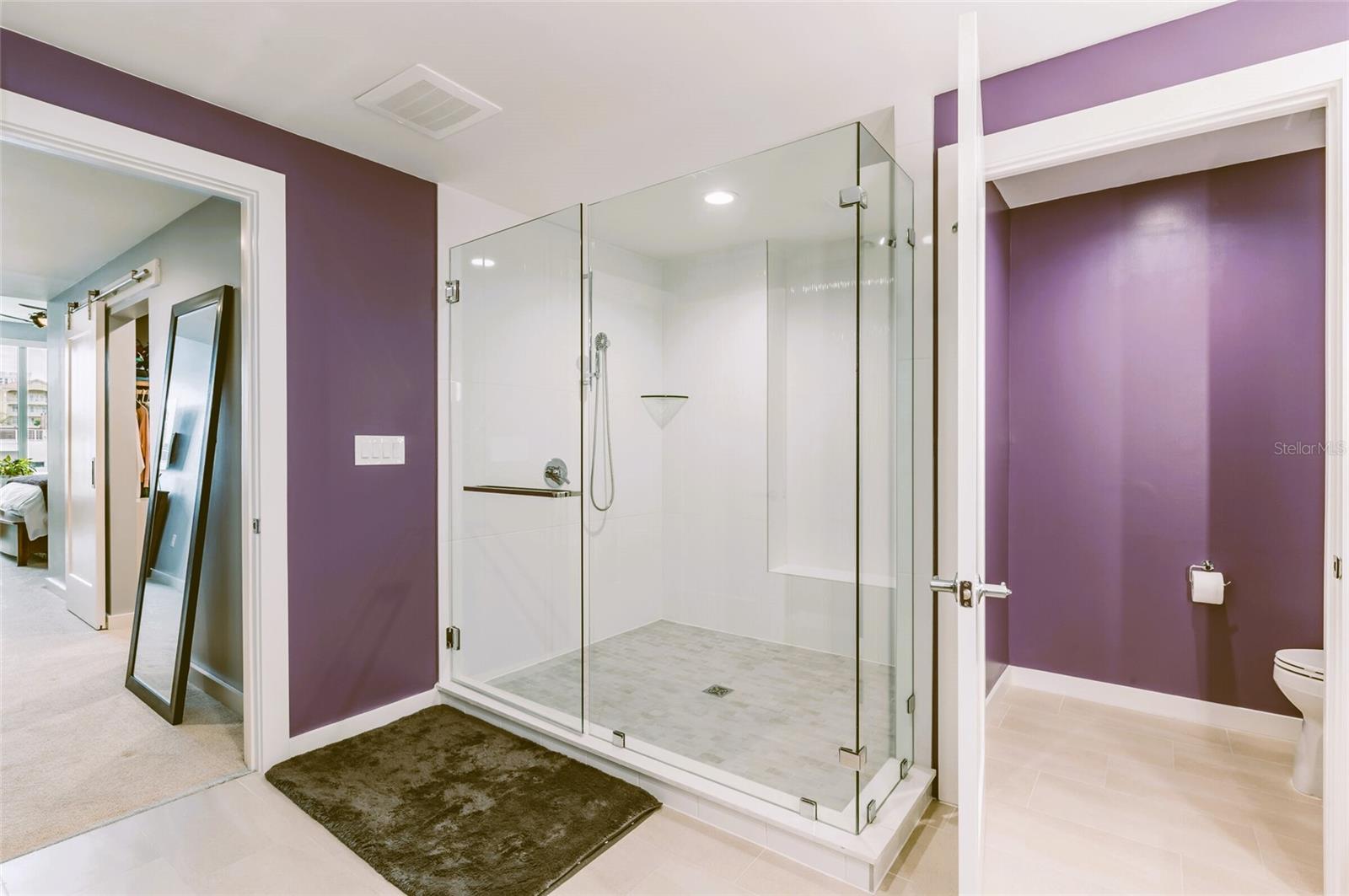 Image 21 of 55 For 920 Osceola Avenue 403