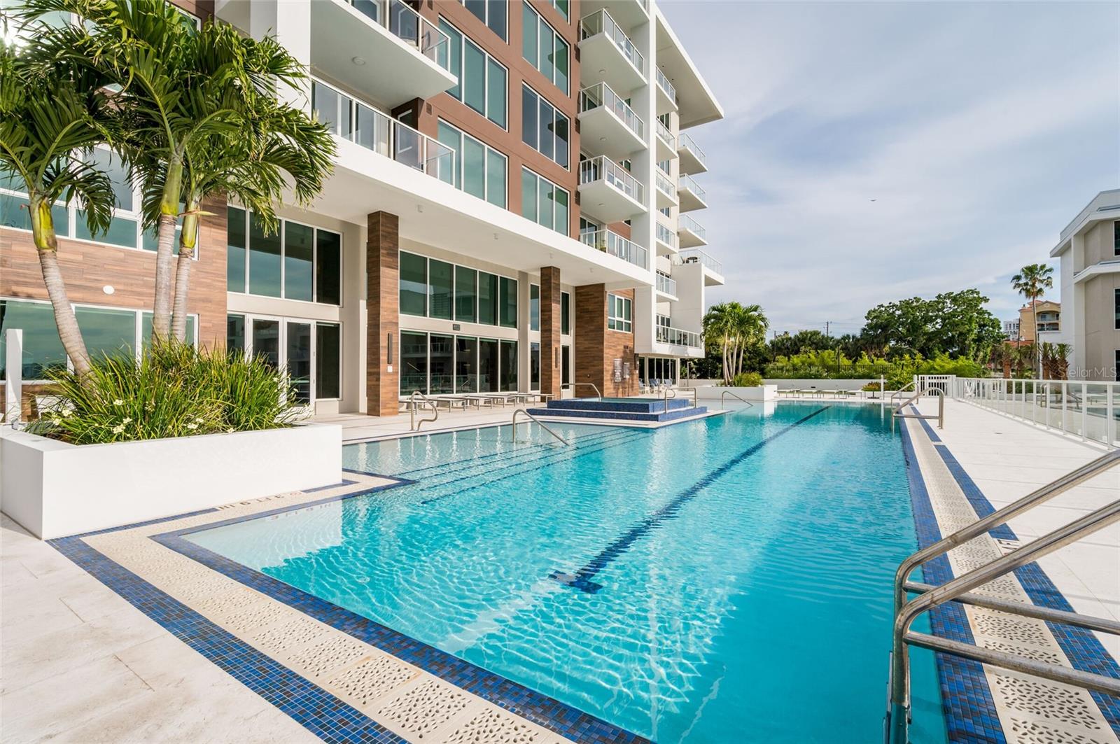 Image 41 of 55 For 920 Osceola Avenue 403