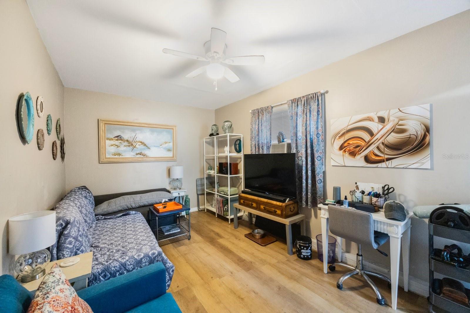 Image 22 of 43 For 325 41st Street N