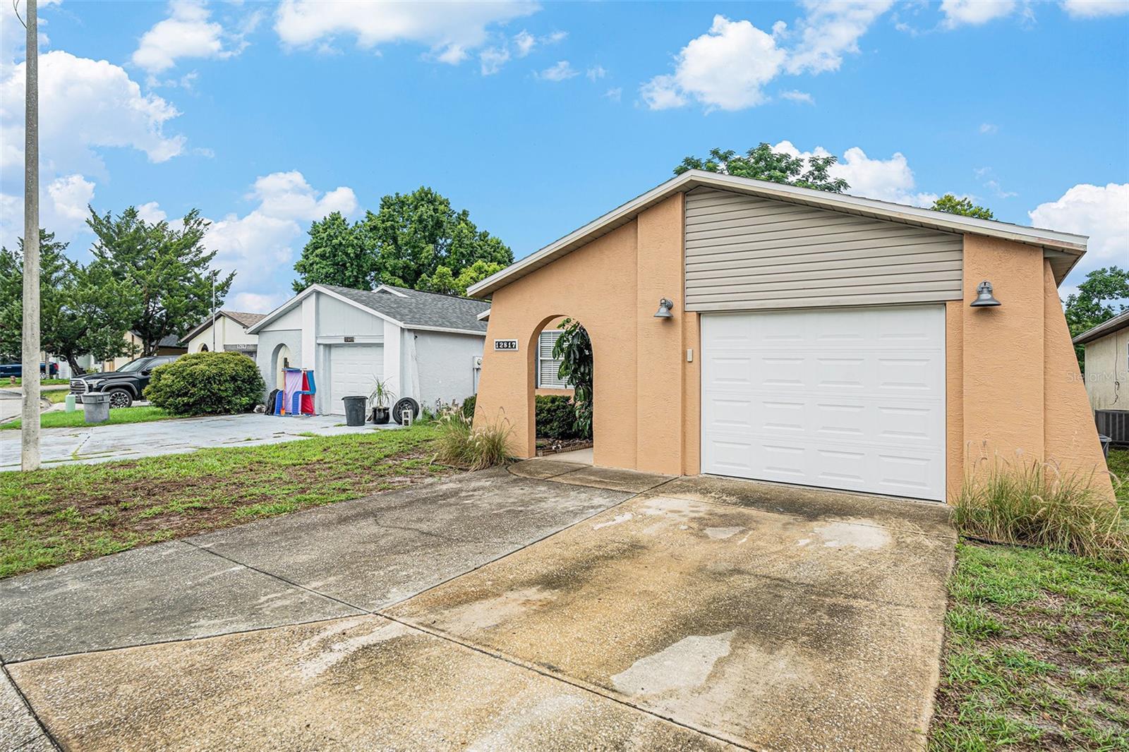 Image 4 of 30 For 12817 Kellywood Circle