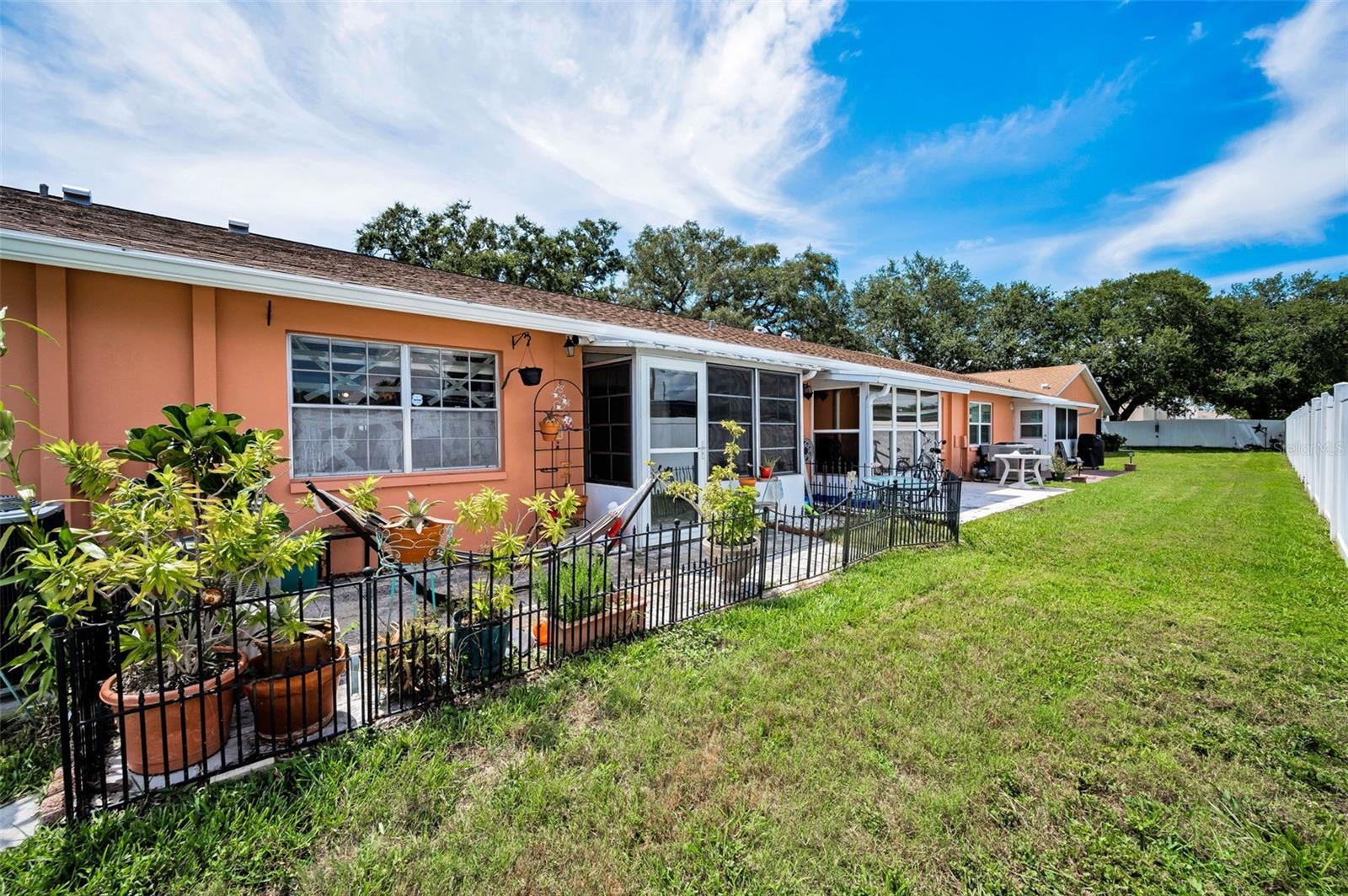 Image 13 of 21 For 2250 Druid Road E 403