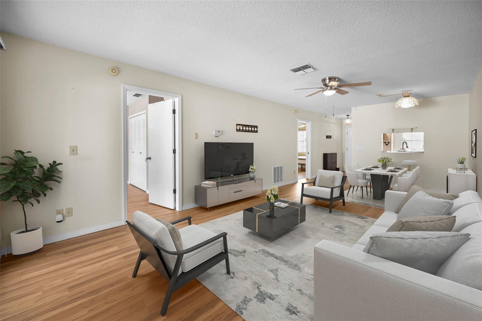 Image 4 of 21 For 2250 Druid Road E 403
