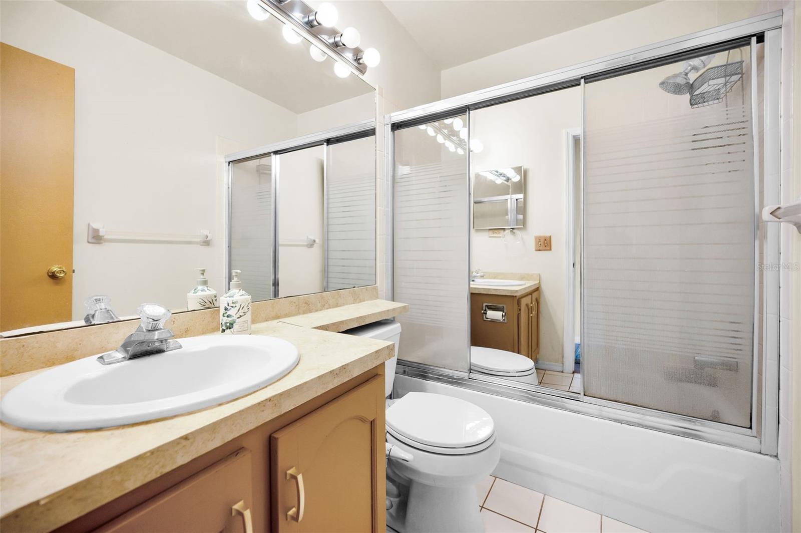 Image 9 of 21 For 2250 Druid Road E 403