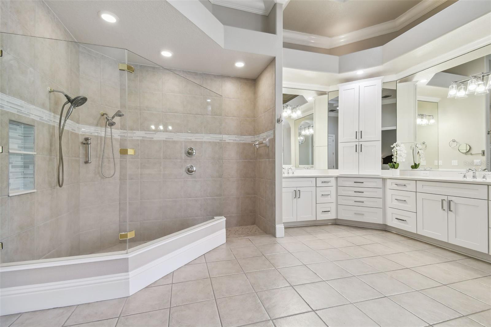 Image 21 of 39 For 16336 Burniston Drive