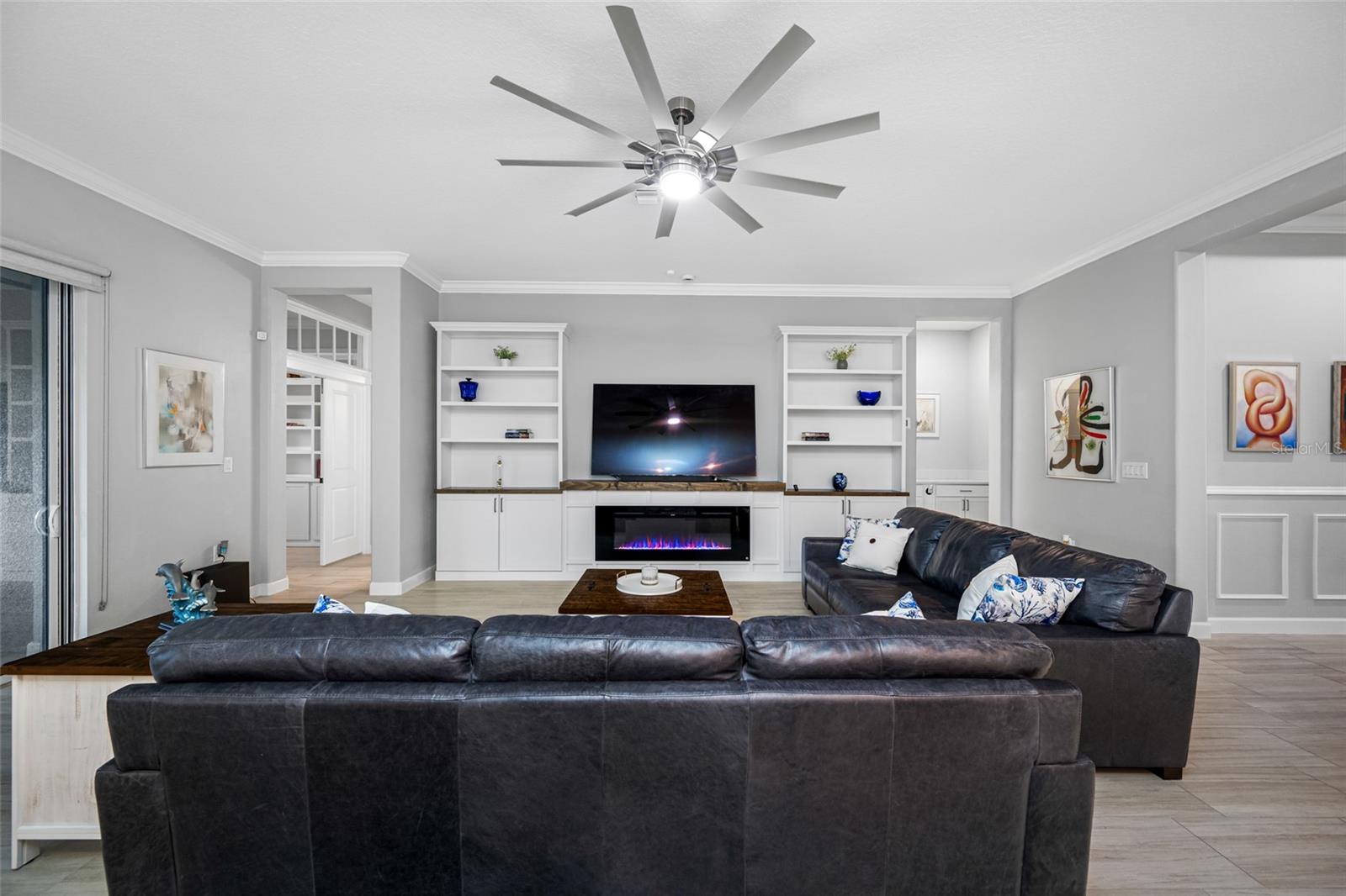 Listing photo id 8 for 10639 Bailey Pearl Court