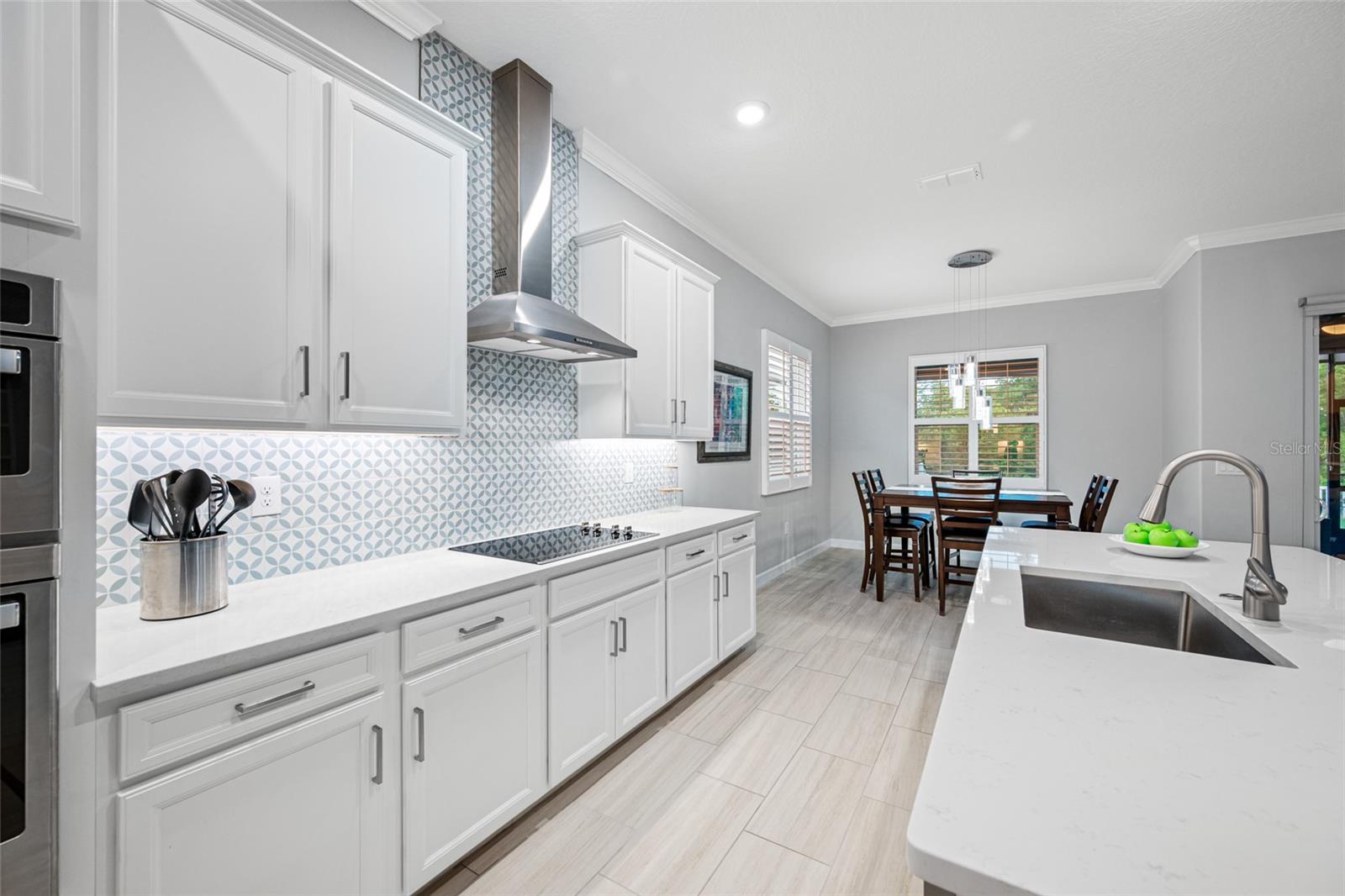 Listing photo id 11 for 10639 Bailey Pearl Court