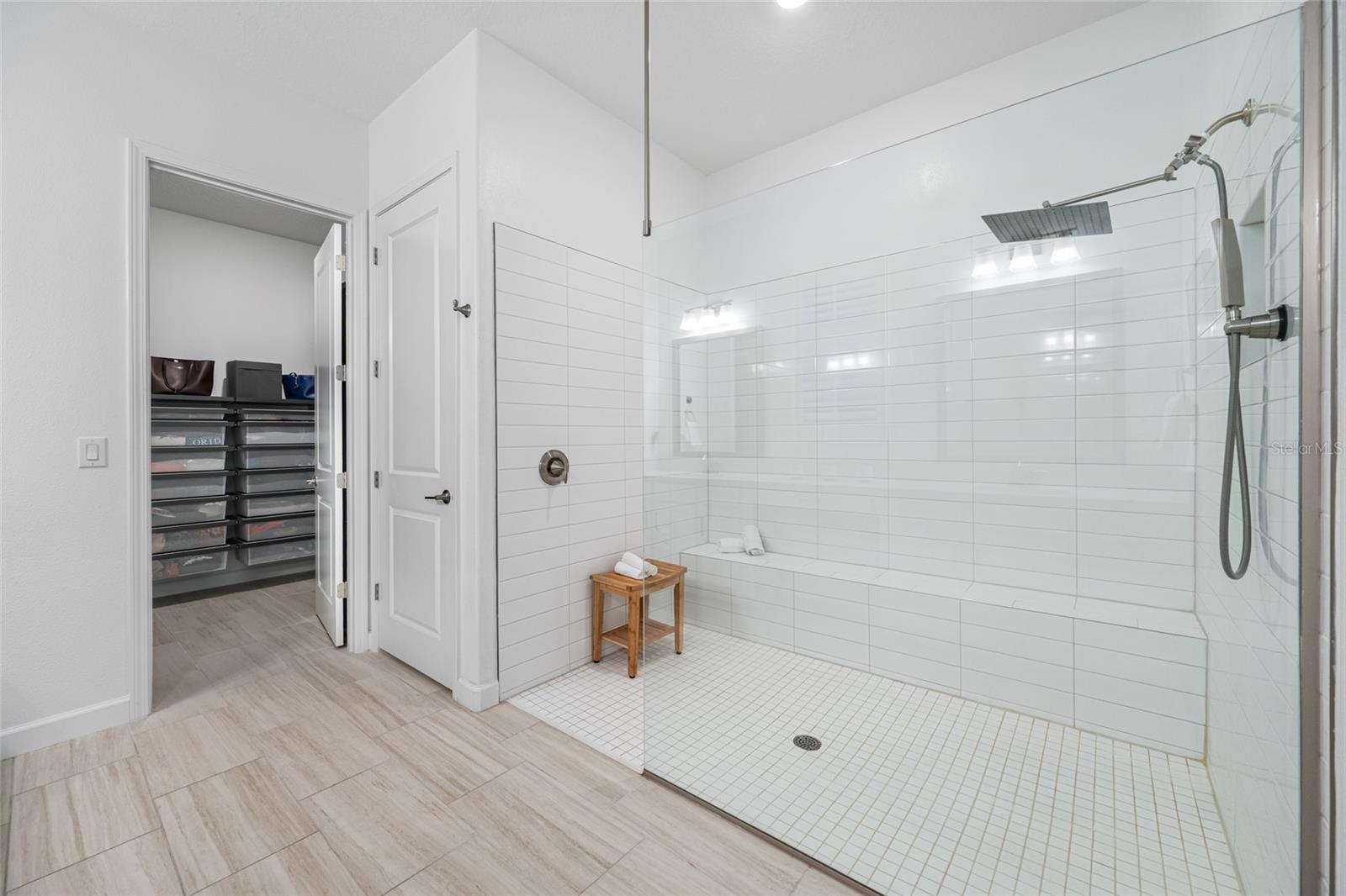 Listing photo id 33 for 10639 Bailey Pearl Court