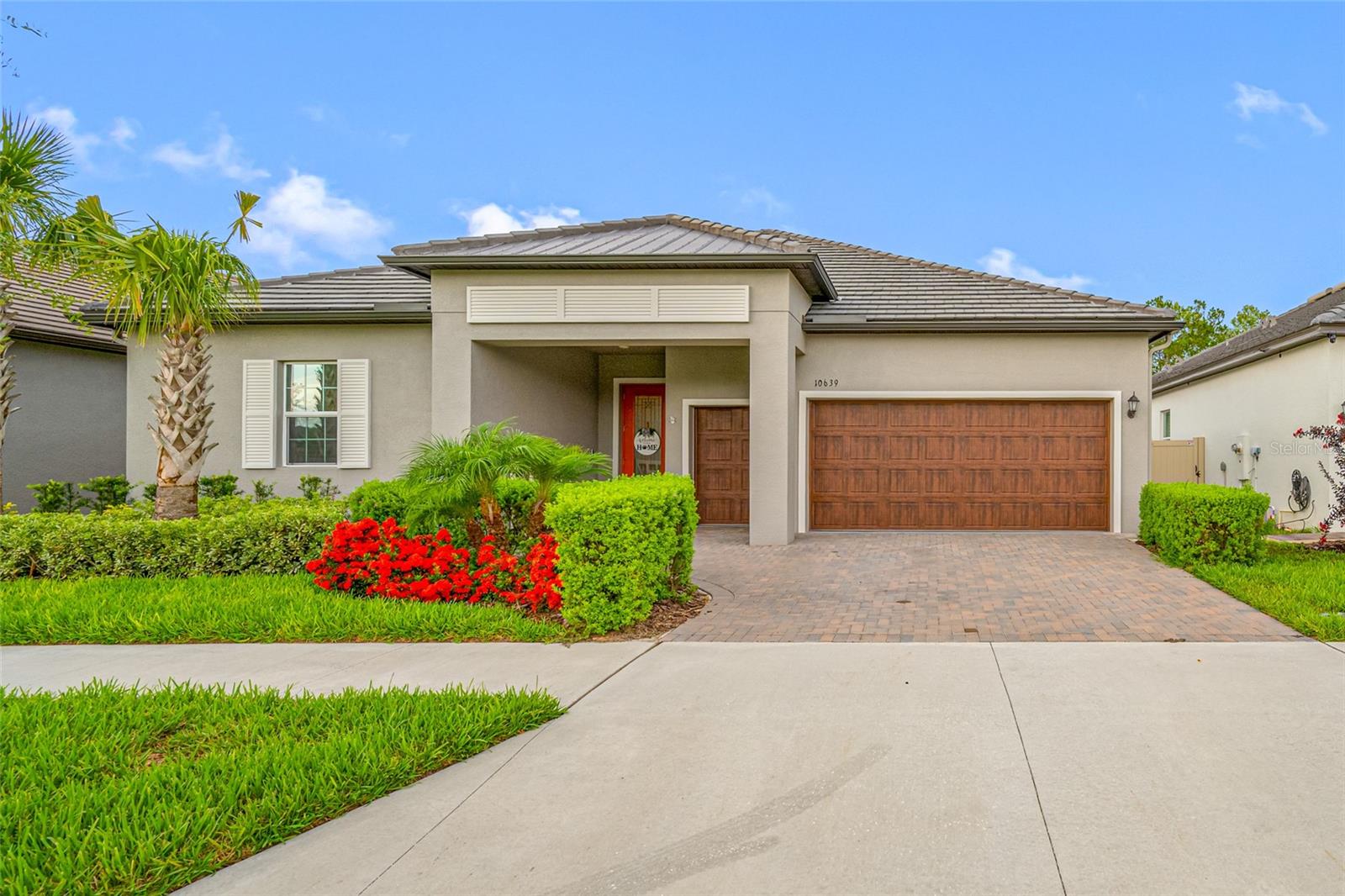 Listing photo id 2 for 10639 Bailey Pearl Court