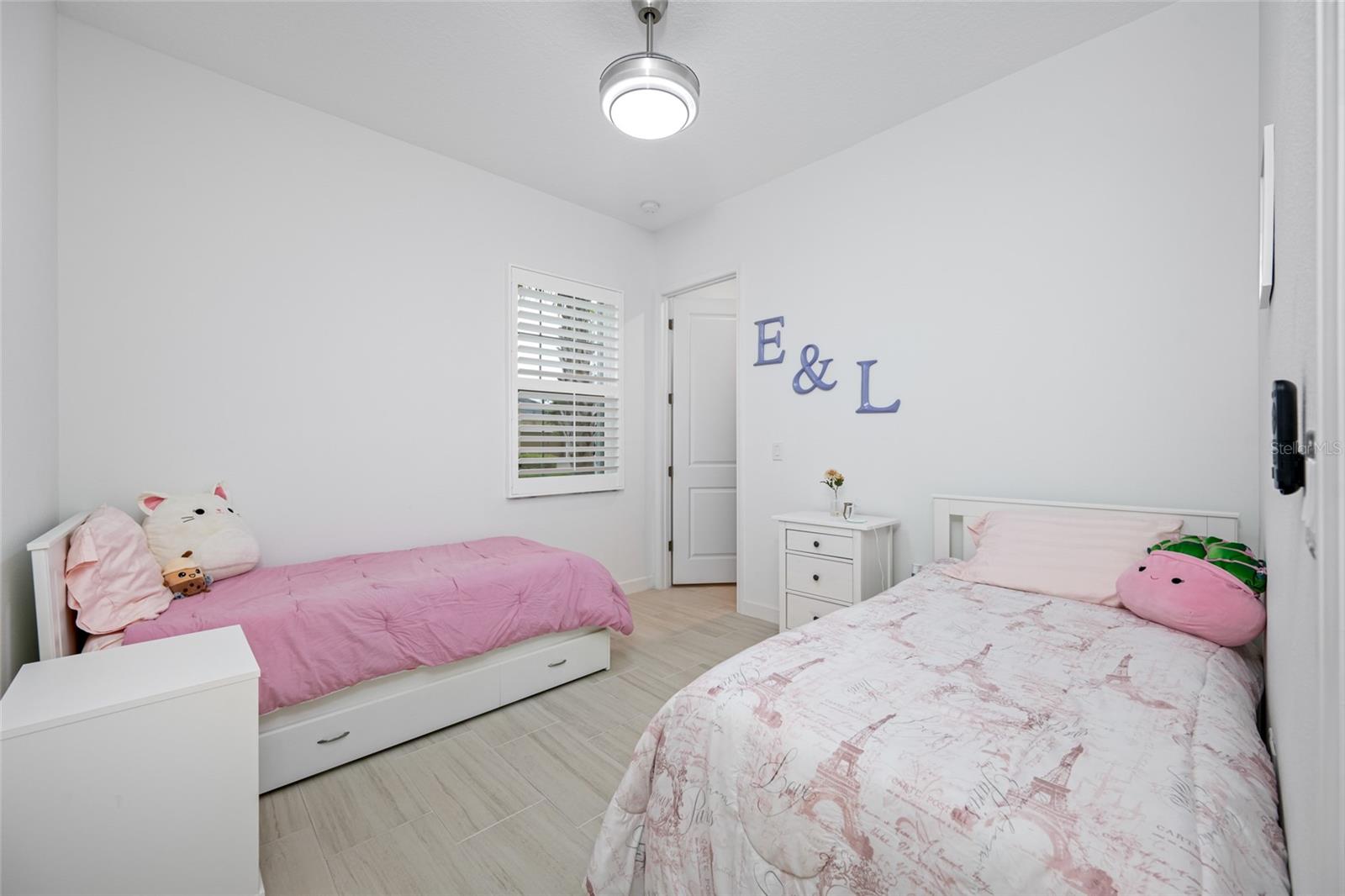 Listing photo id 41 for 10639 Bailey Pearl Court