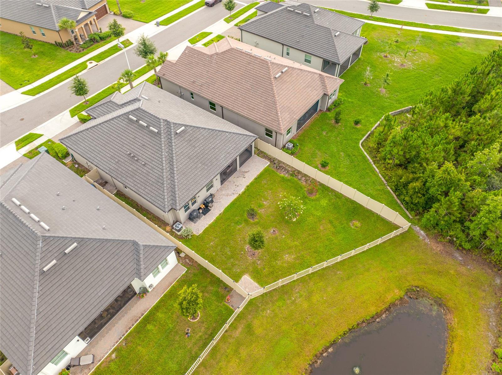 Listing photo id 78 for 10639 Bailey Pearl Court