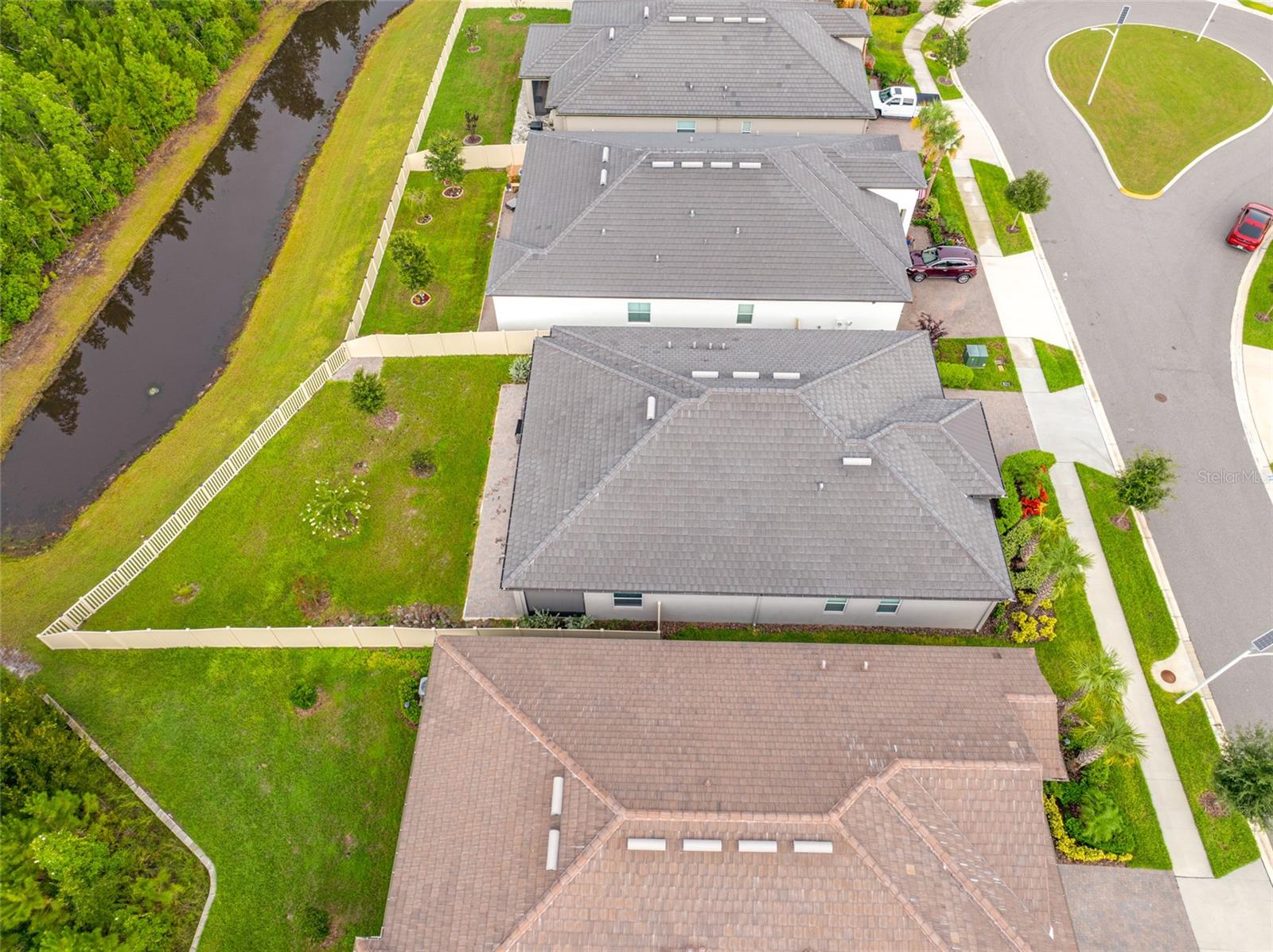 Listing photo id 83 for 10639 Bailey Pearl Court