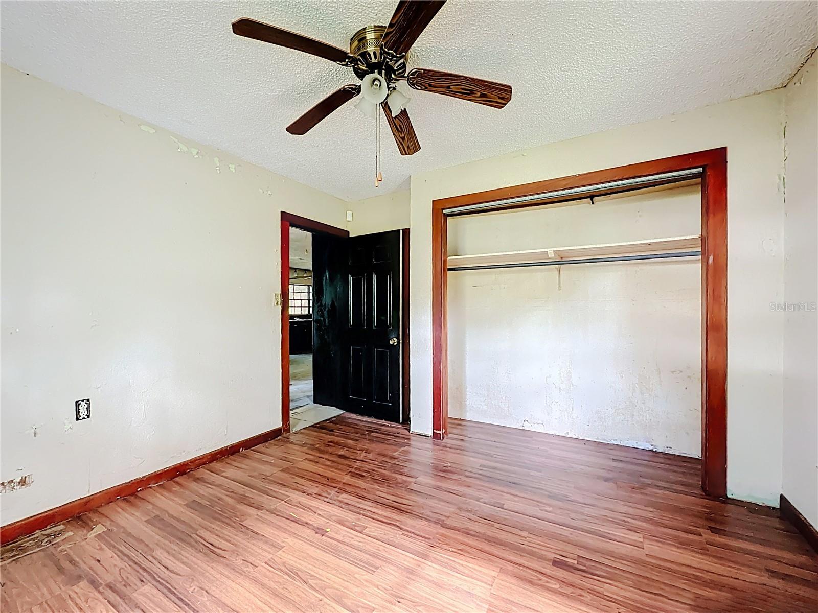Image 21 of 41 For 1022 12th Street