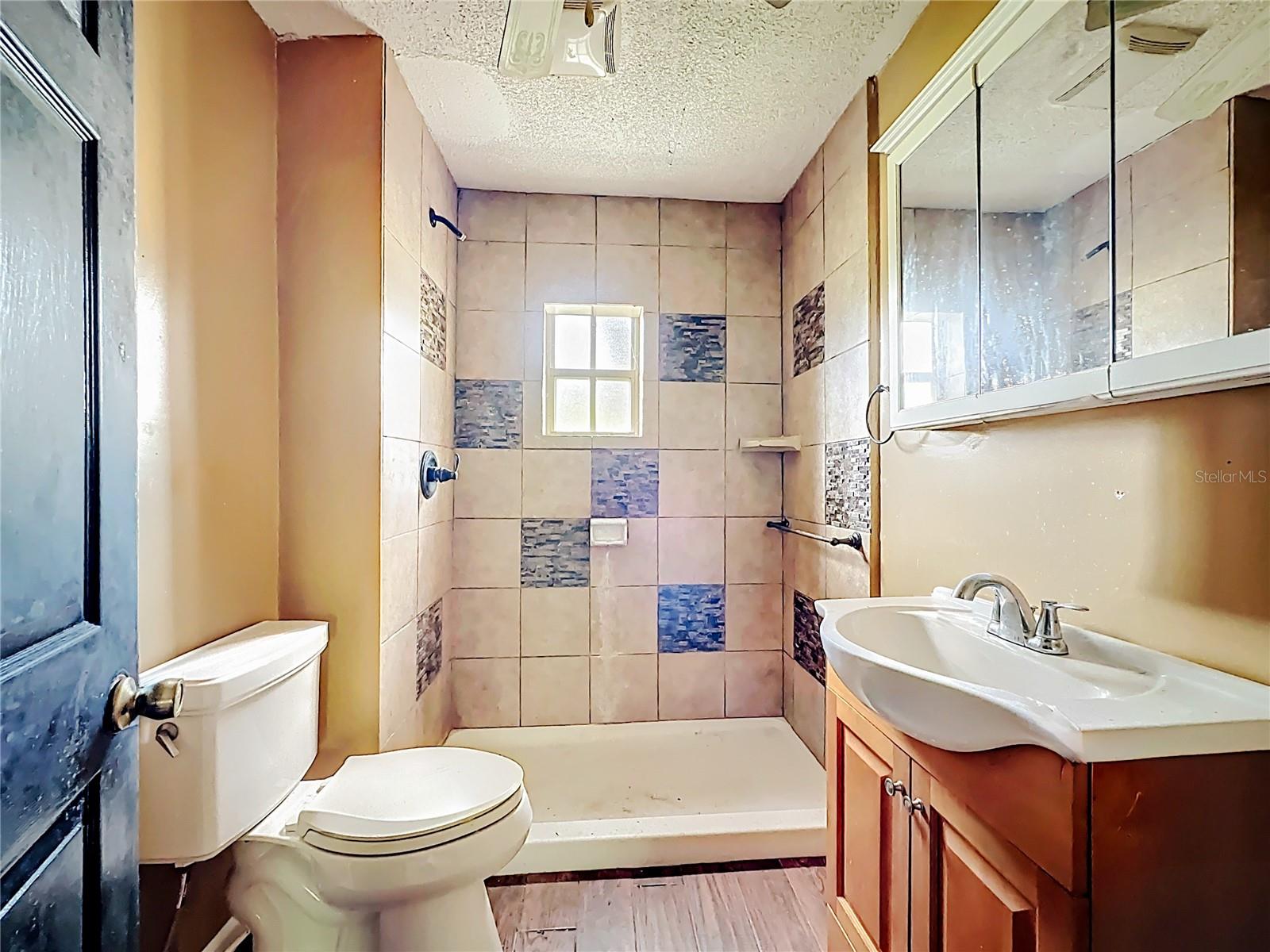 Image 22 of 41 For 1022 12th Street