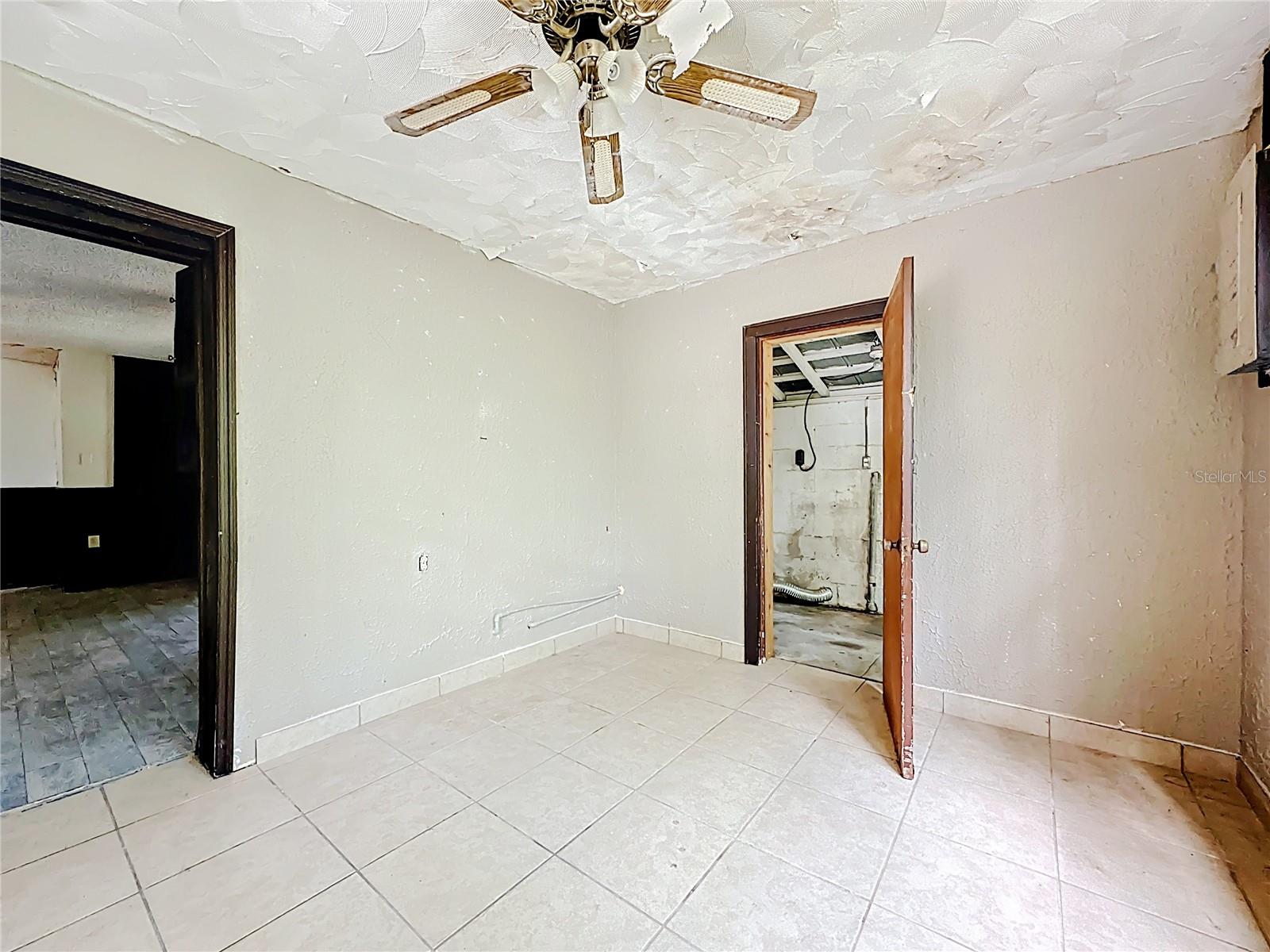 Image 27 of 41 For 1022 12th Street