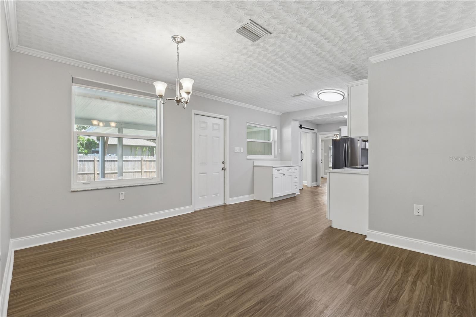 Image 5 of 15 For 3301 Price Avenue