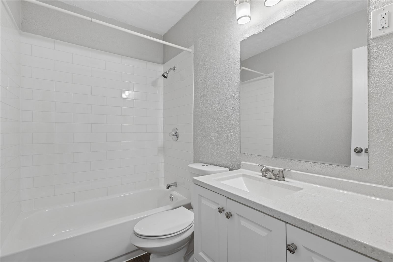 Image 8 of 15 For 3301 Price Avenue