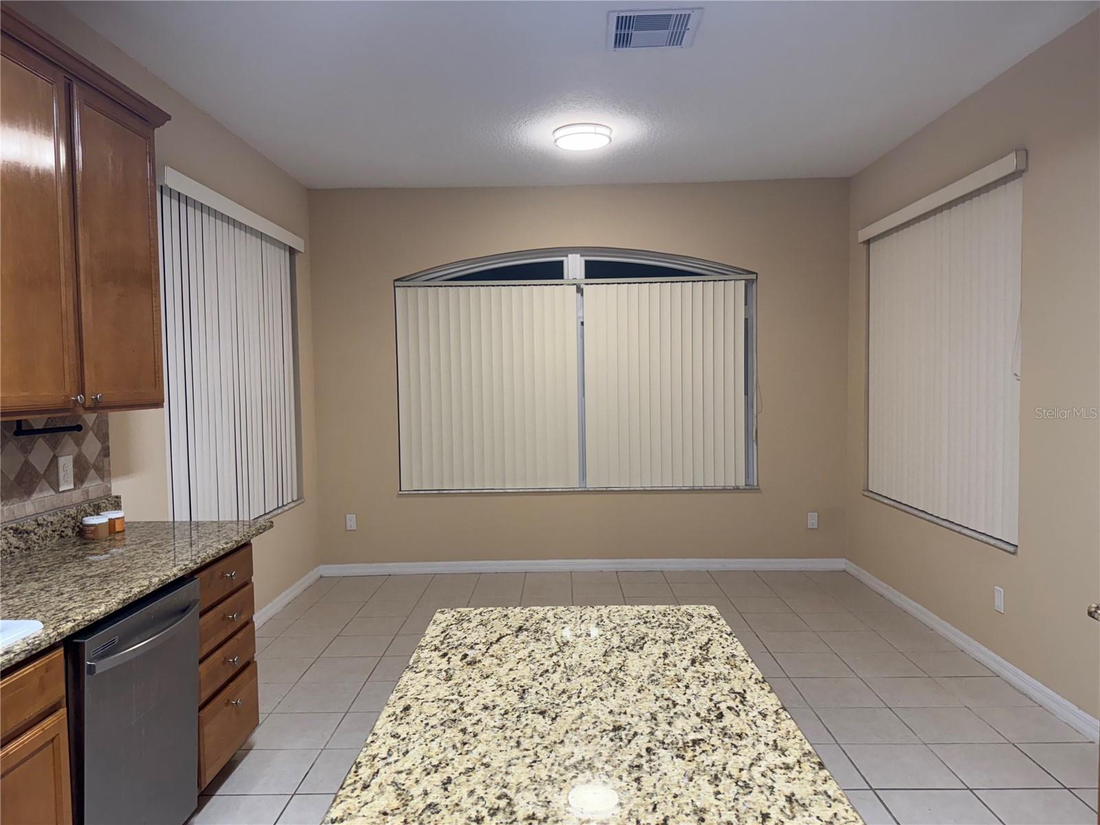 Image 19 of 36 For 2500 Trapside Court