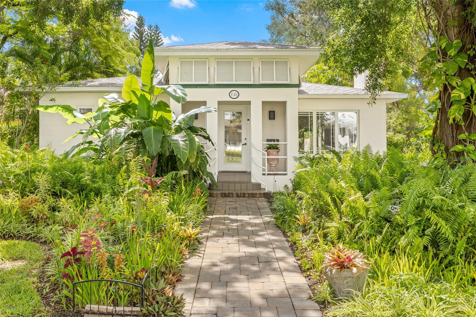 Details for 135 Aranda Street Ne, ST PETERSBURG, FL 33704
