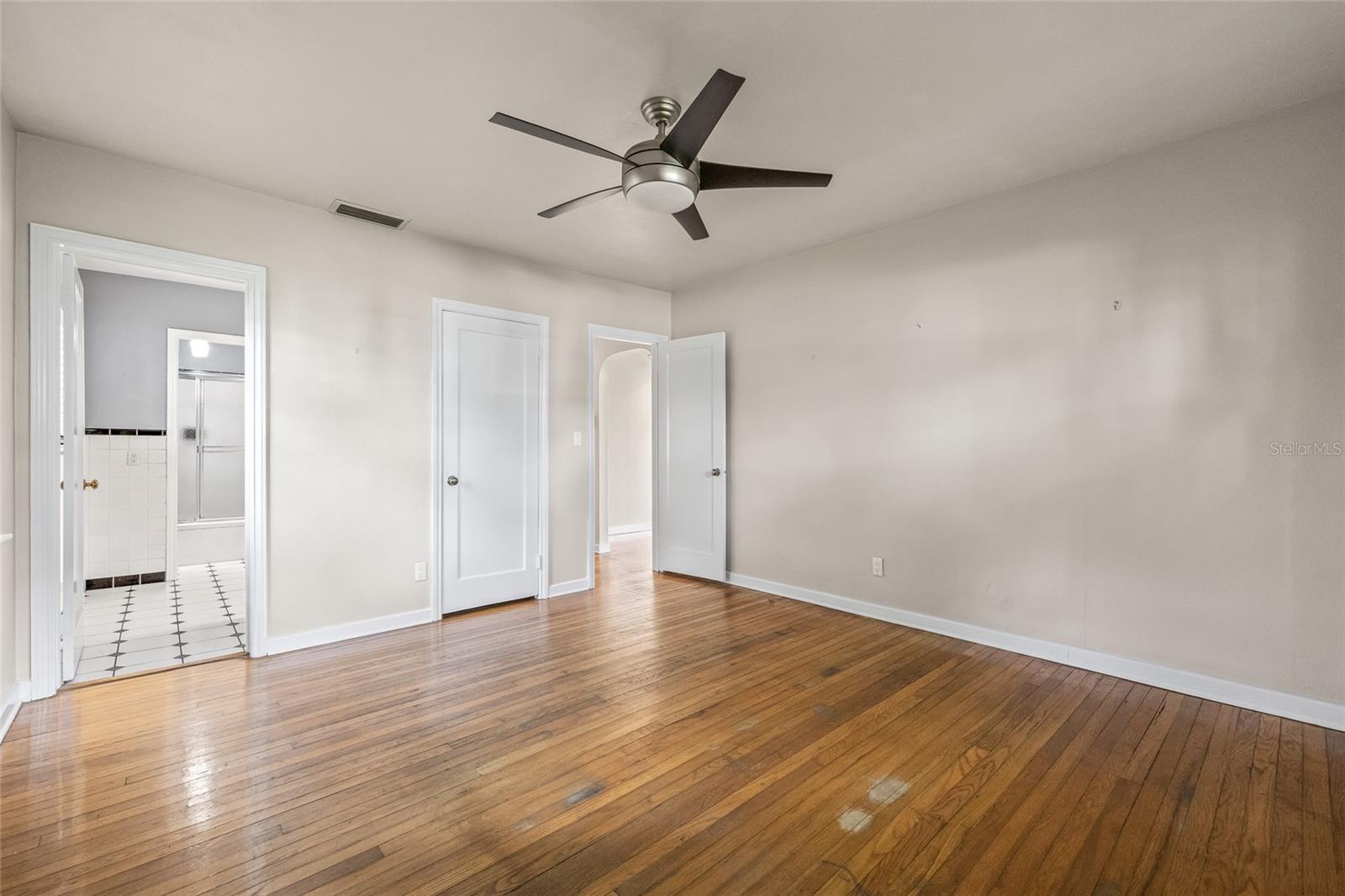 Image 10 of 51 For 135 Aranda Street Ne