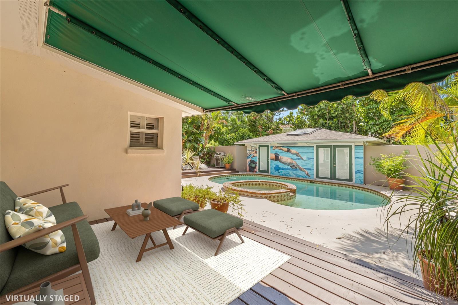 Image 18 of 51 For 135 Aranda Street Ne