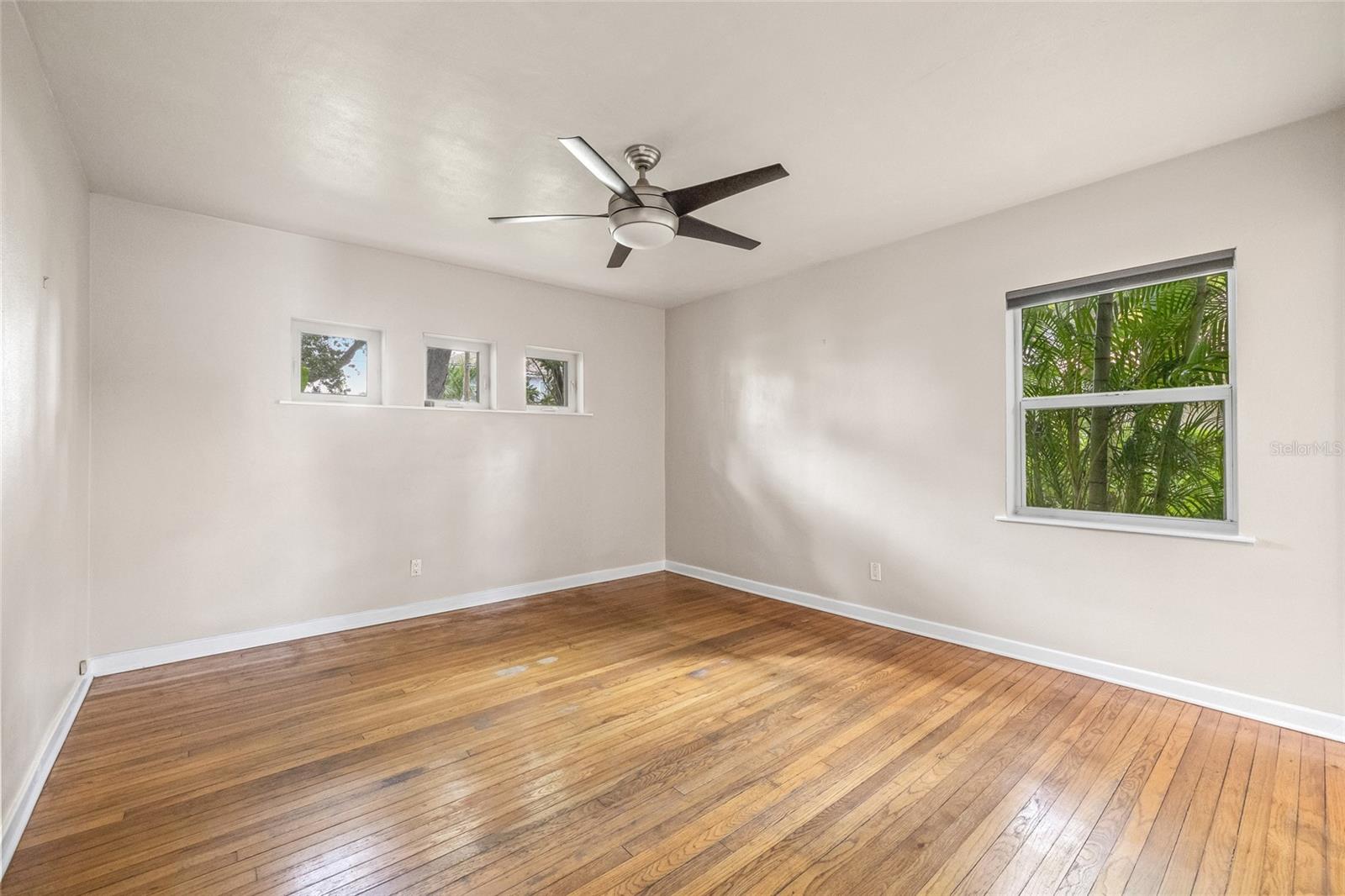 Image 44 of 51 For 135 Aranda Street Ne