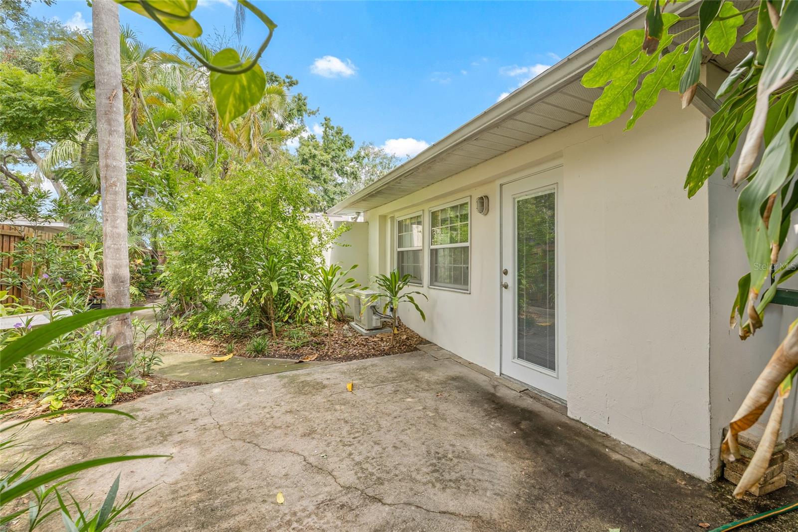 Image 47 of 51 For 135 Aranda Street Ne