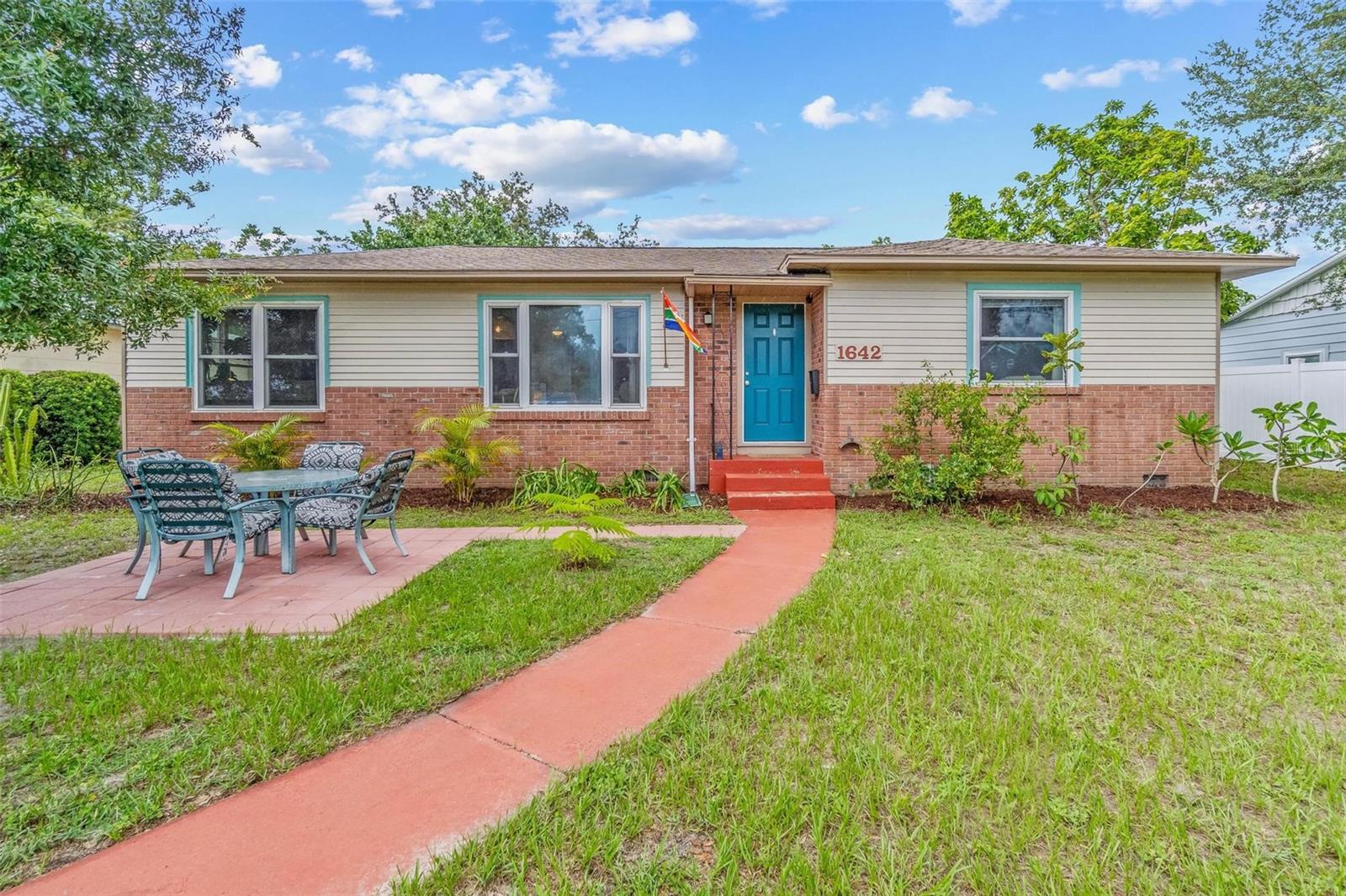 Details for 1642 50th Avenue N, ST PETERSBURG, FL 33714