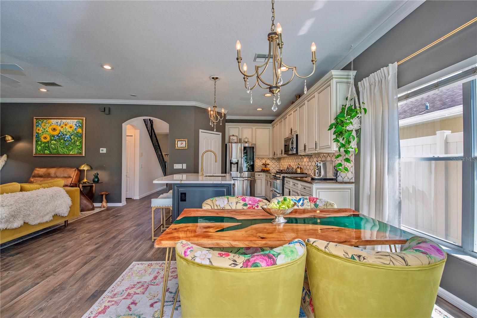 Listing photo id 8 for 12119 Bishopsford Drive