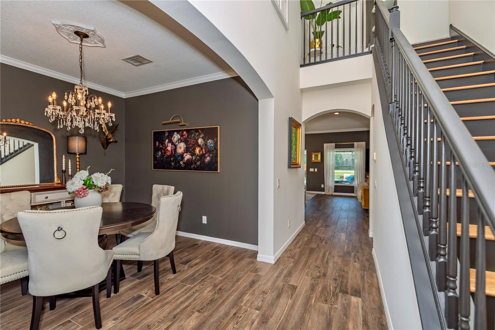 Listing photo id 17 for 12119 Bishopsford Drive