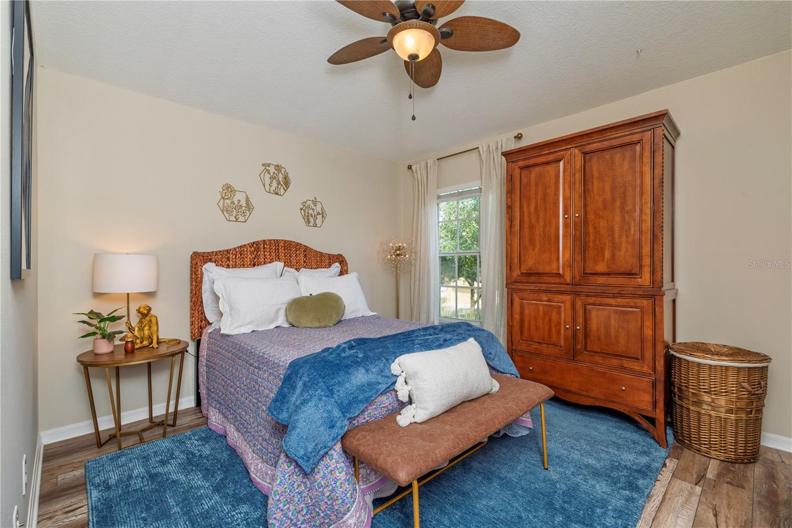 Listing photo id 28 for 12119 Bishopsford Drive