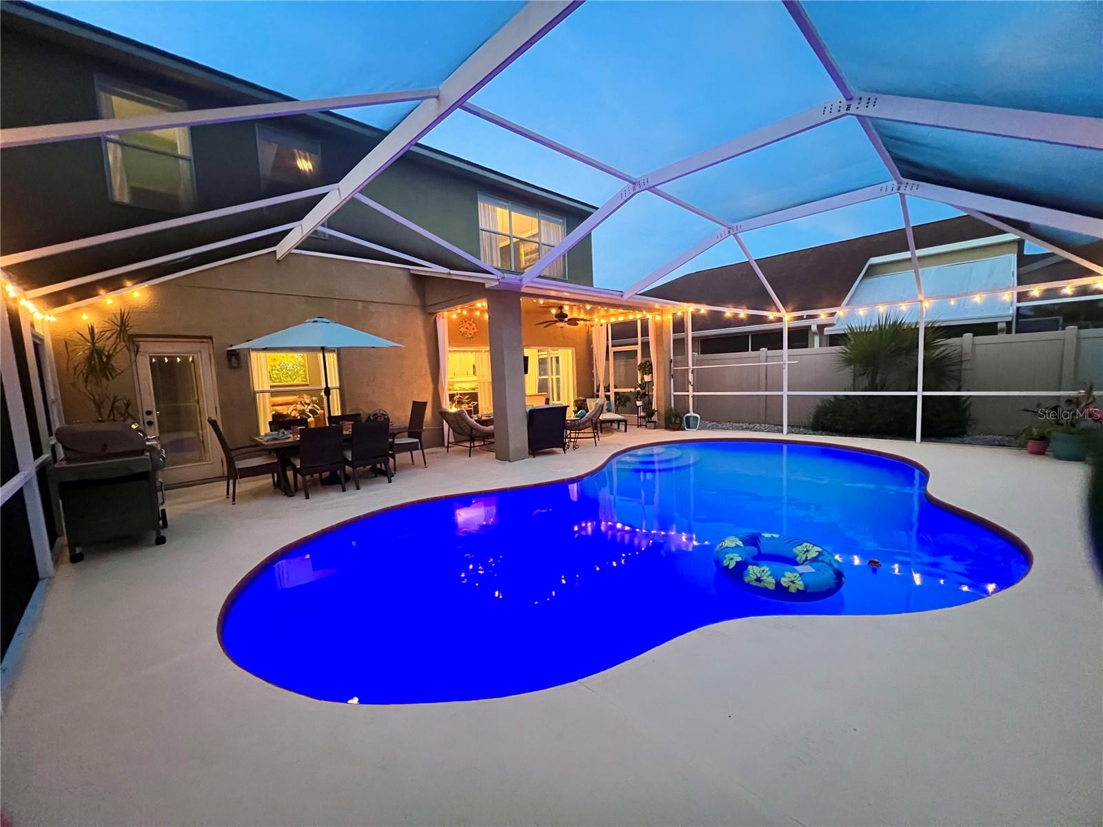 Listing photo id 36 for 12119 Bishopsford Drive
