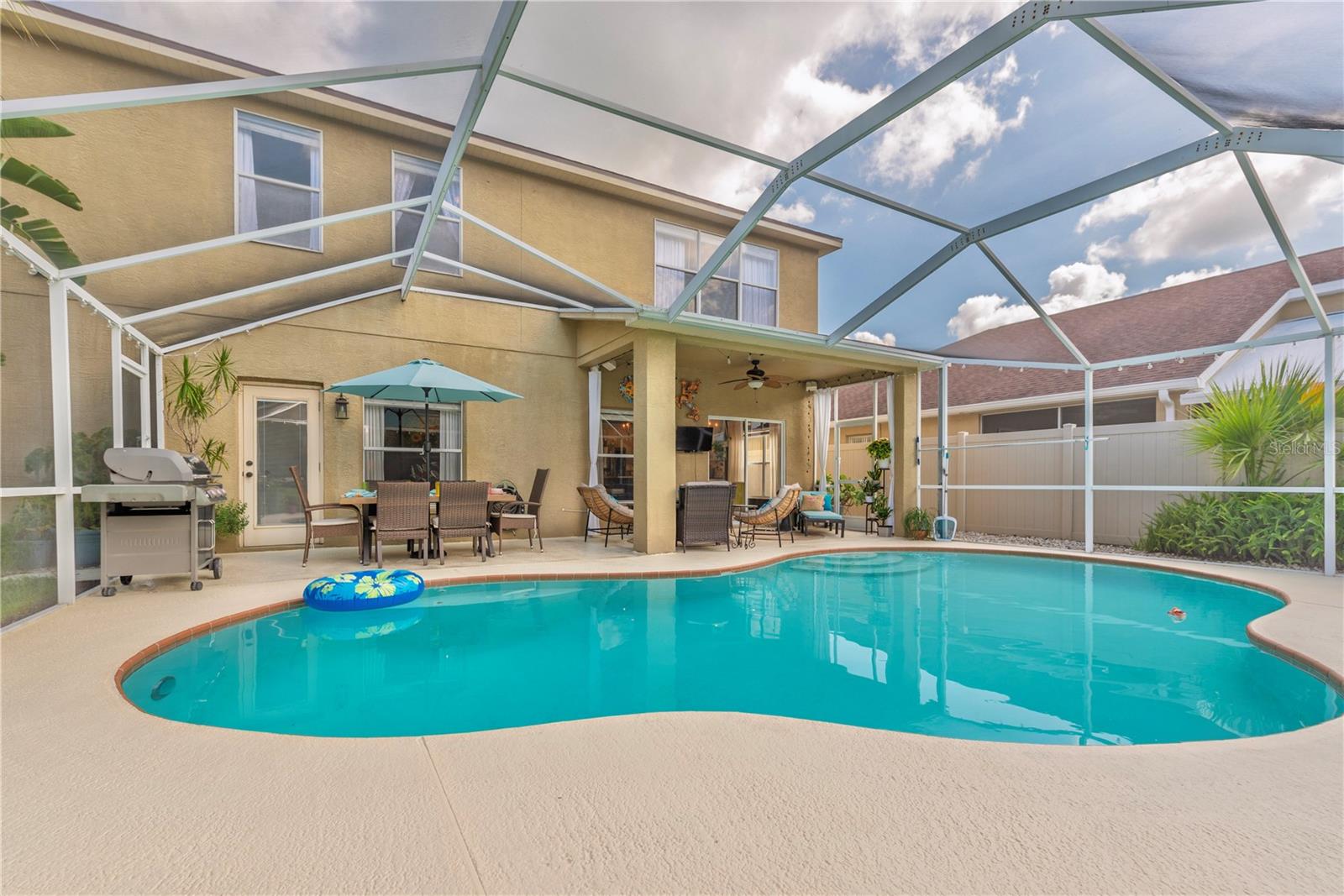 Listing photo id 38 for 12119 Bishopsford Drive