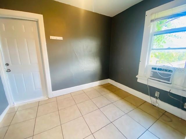 Listing photo id 0 for 331 20th Street N 6