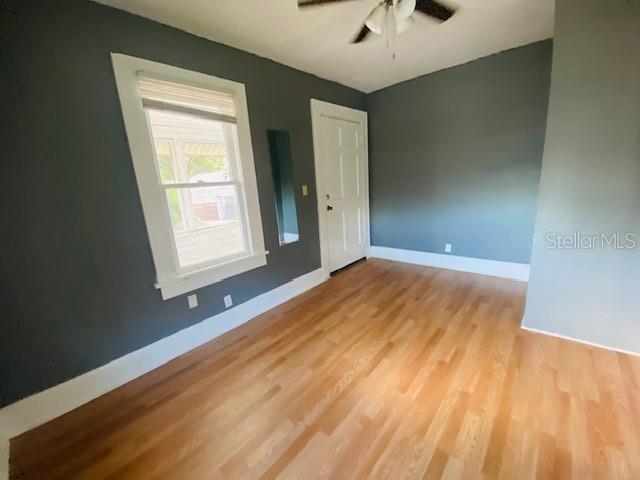 Listing photo id 1 for 331 20th Street N 6