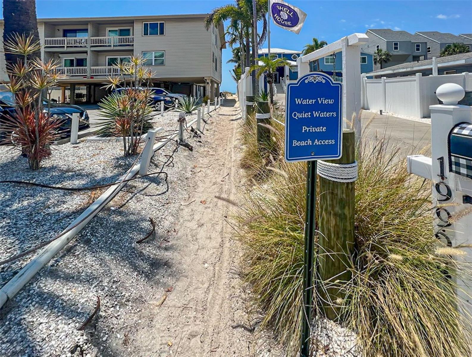 Image 60 of 75 For 19925 Gulf Boulevard 304