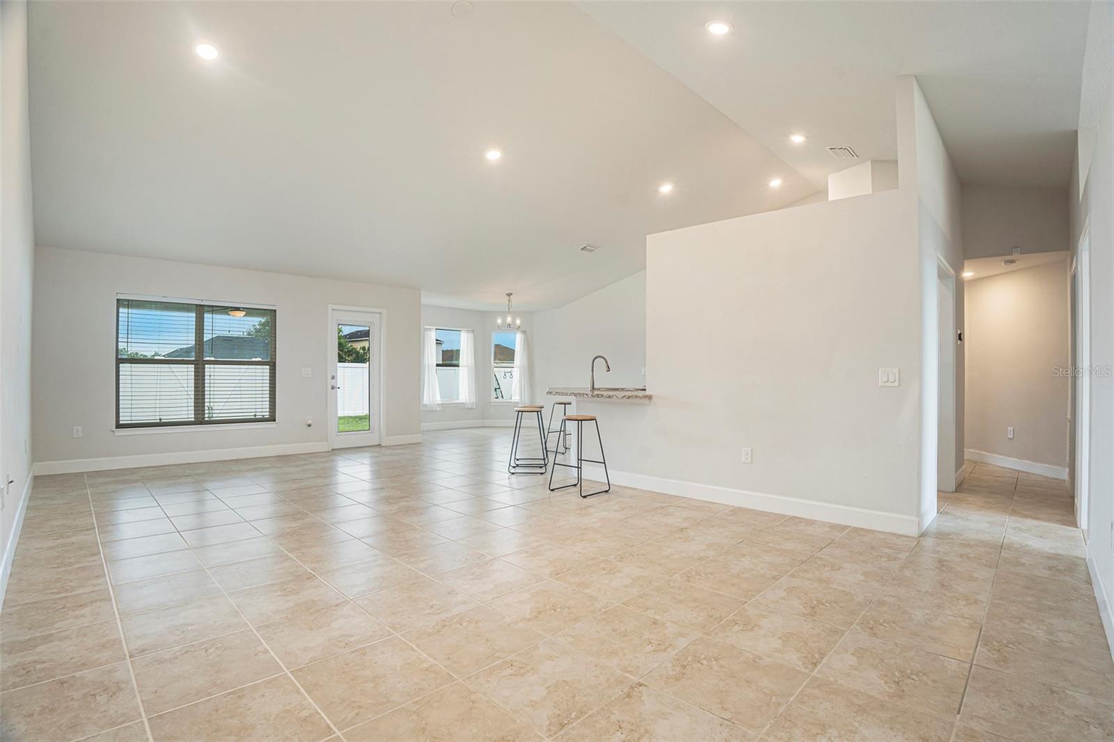 Image 4 of 24 For 11539 Sunder Berry Street