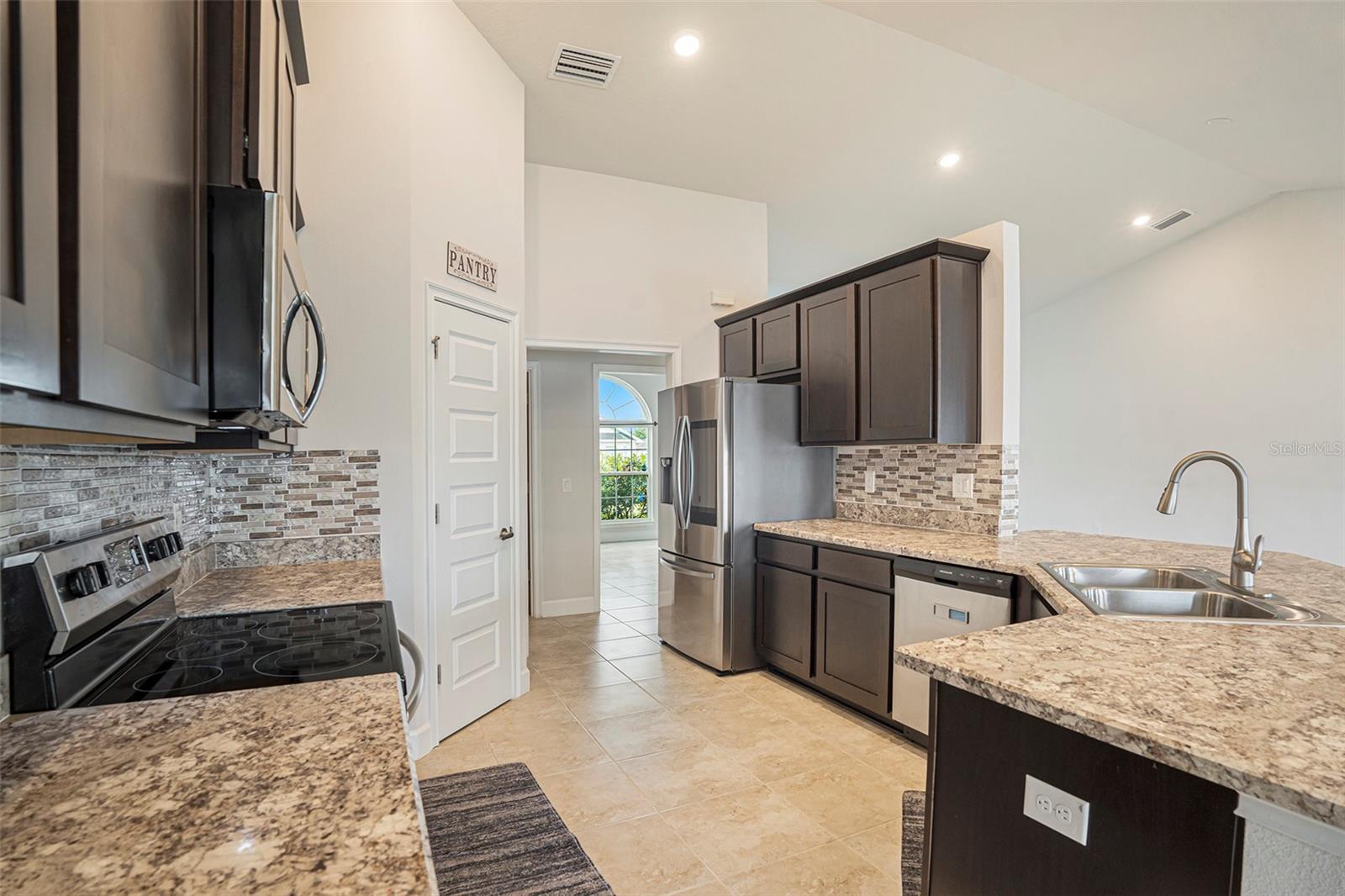 Image 7 of 24 For 11539 Sunder Berry Street