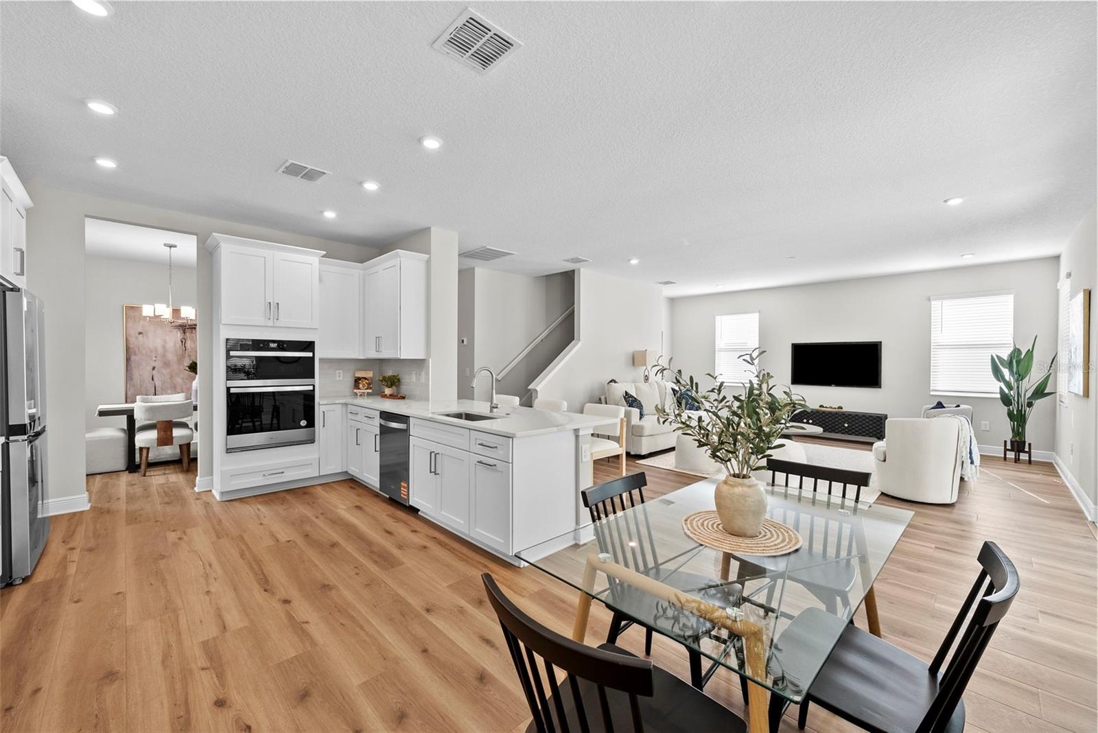 Image 14 of 48 For 6244 29th Street N