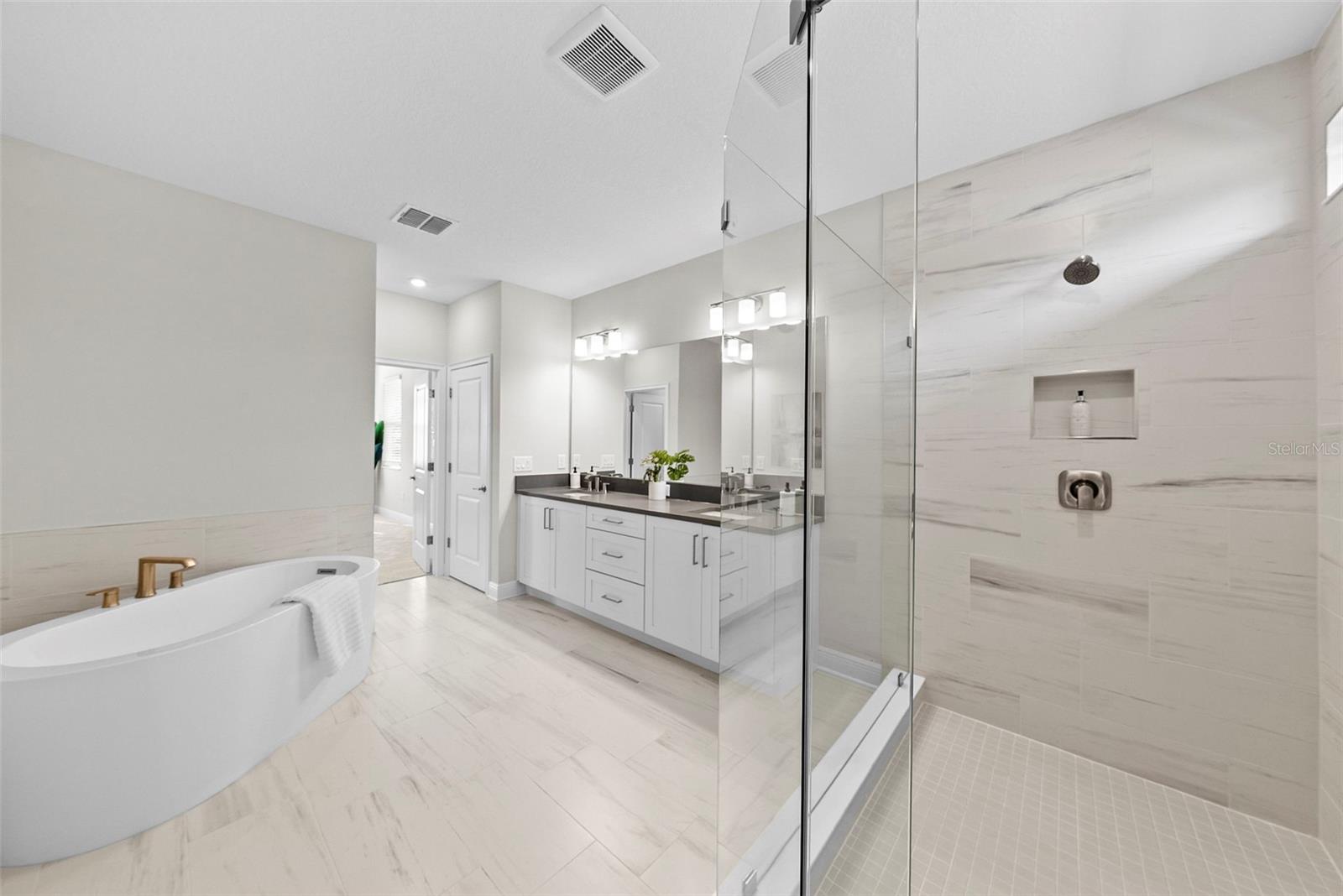 Image 28 of 48 For 6244 29th Street N