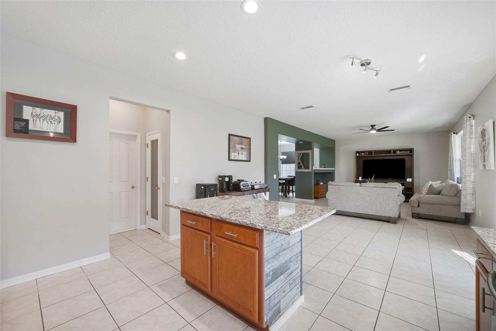 Image 15 of 67 For 11149 Golden Silence Drive