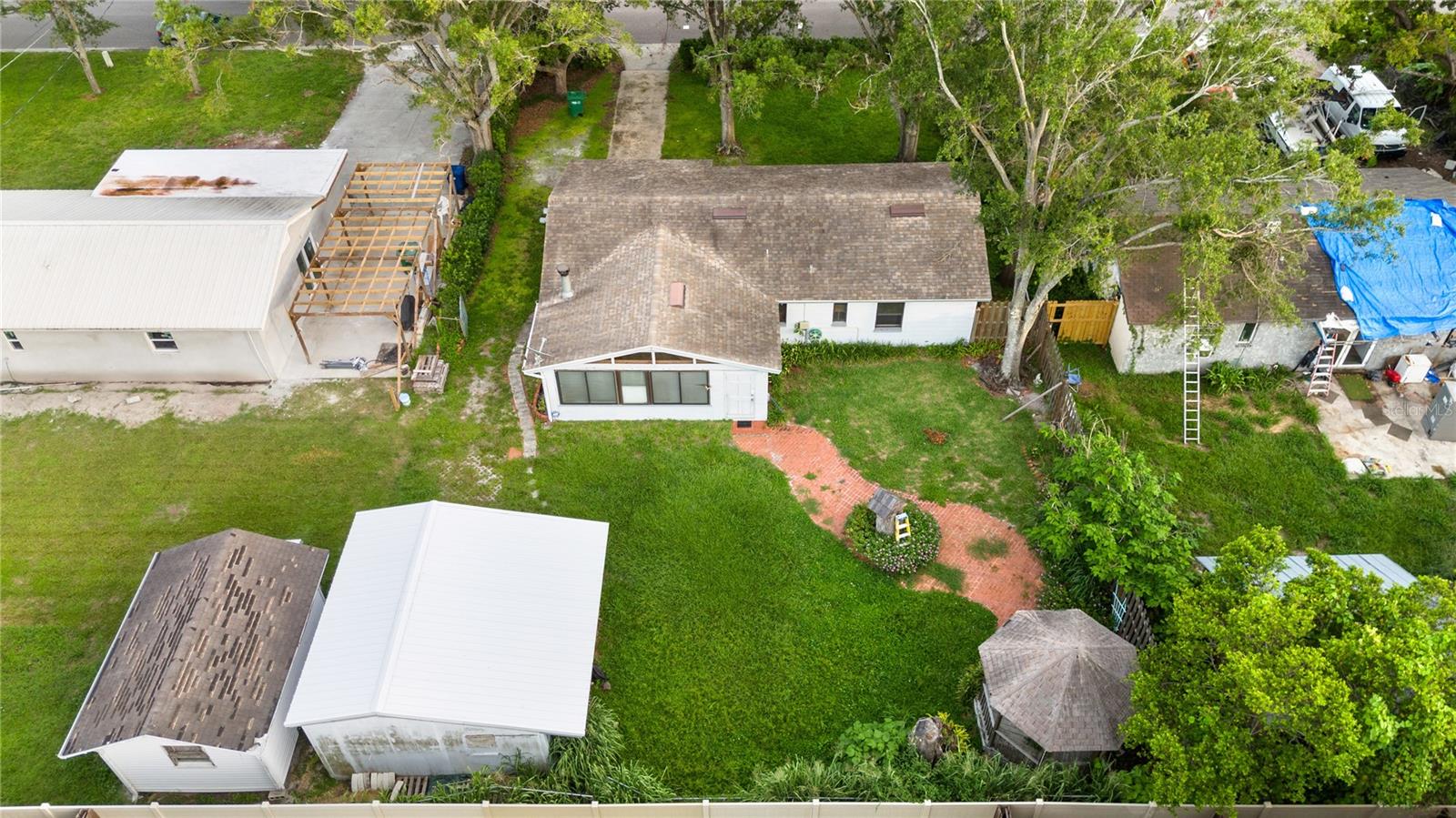 Image 3 of 9 For 4005 Pearl Avenue