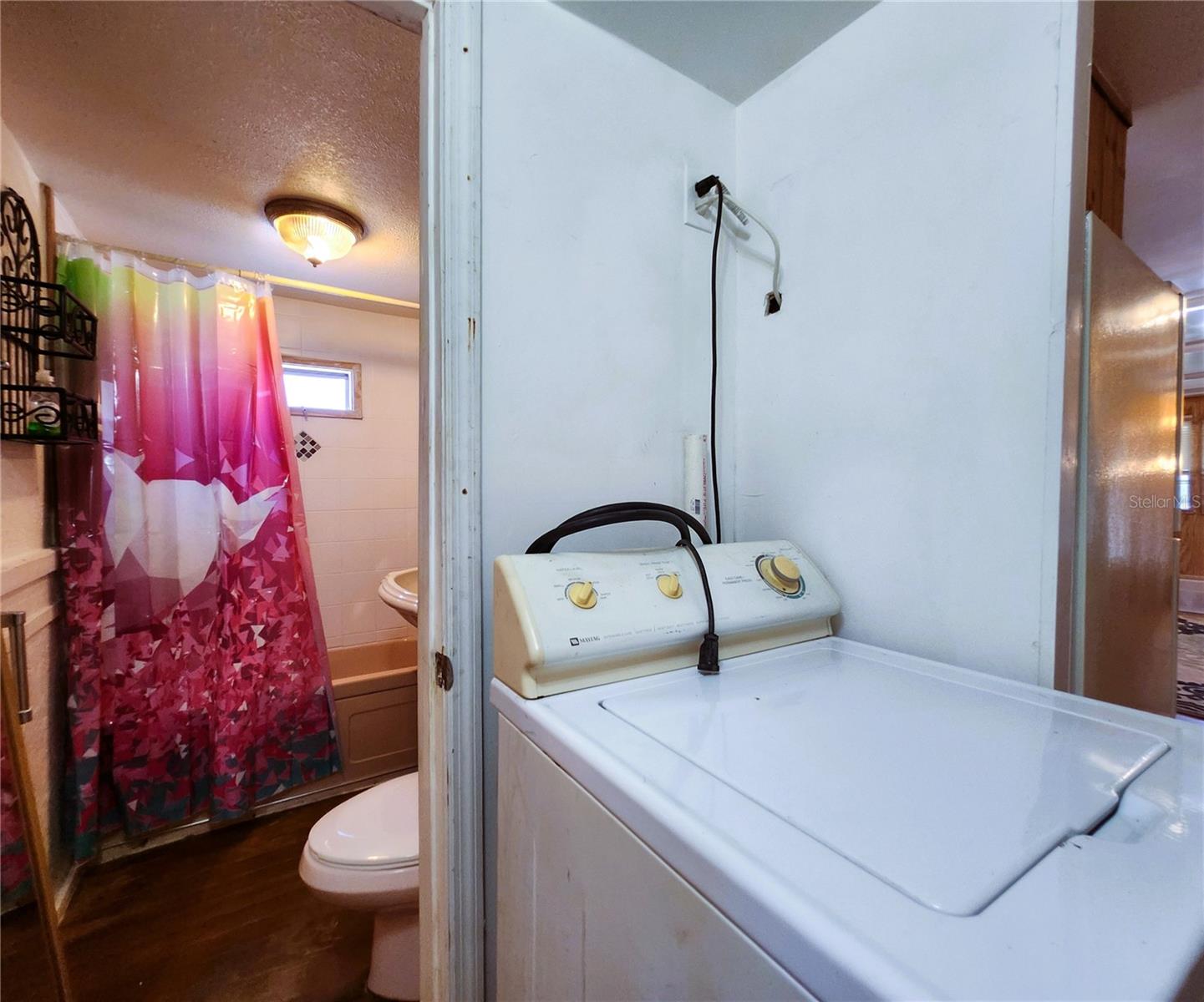 Image 21 of 37 For 6975 Edgewater Drive