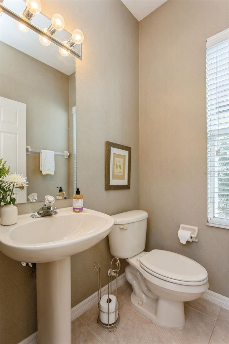 Image 19 of 24 For 10414 Edgefield Place